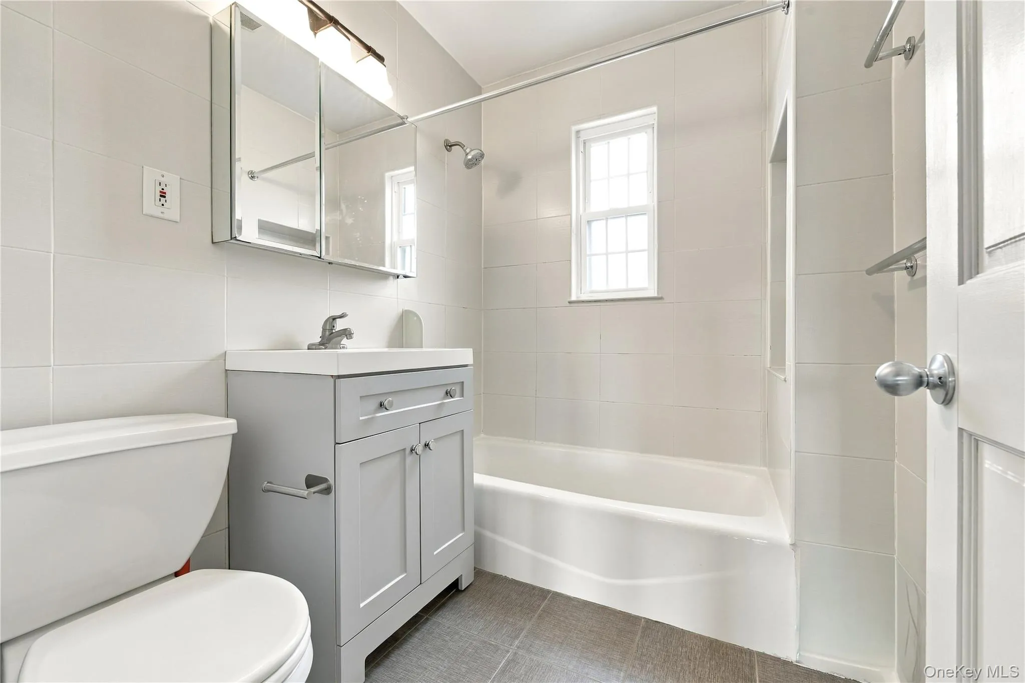 7351 Utopia Parkway, New York, NY, 2 Bedrooms Bedrooms, 7 Rooms Rooms,2 BathroomsBathrooms,Residential,For Rent,Utopia,0,1049895 7351 Utopia Parkway, New York, NY, 2 Bedrooms Bedrooms, 7 Rooms Rooms,2 BathroomsBathrooms,Residential,For Rent,Utopia,0,1049895