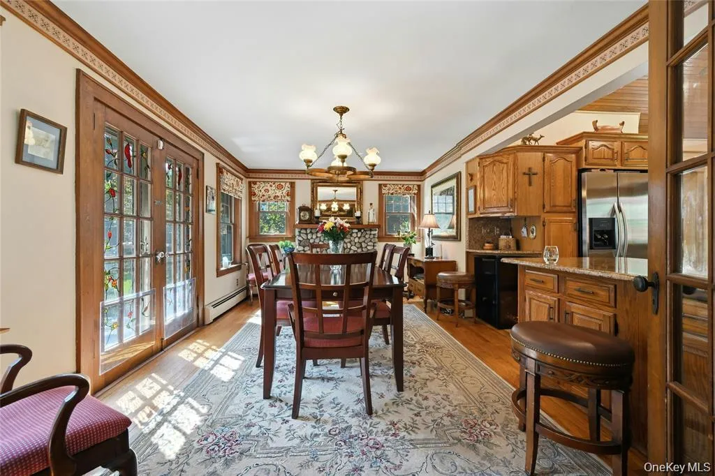 2064 Country Road, Riverhead, NY, 4 Bedrooms Bedrooms, 8 Rooms Rooms,2 BathroomsBathrooms,Residential,For Rent,Country,0,1049897 2064 Country Road, Riverhead, NY, 4 Bedrooms Bedrooms, 8 Rooms Rooms,2 BathroomsBathrooms,Residential,For Rent,Country,0,1049897