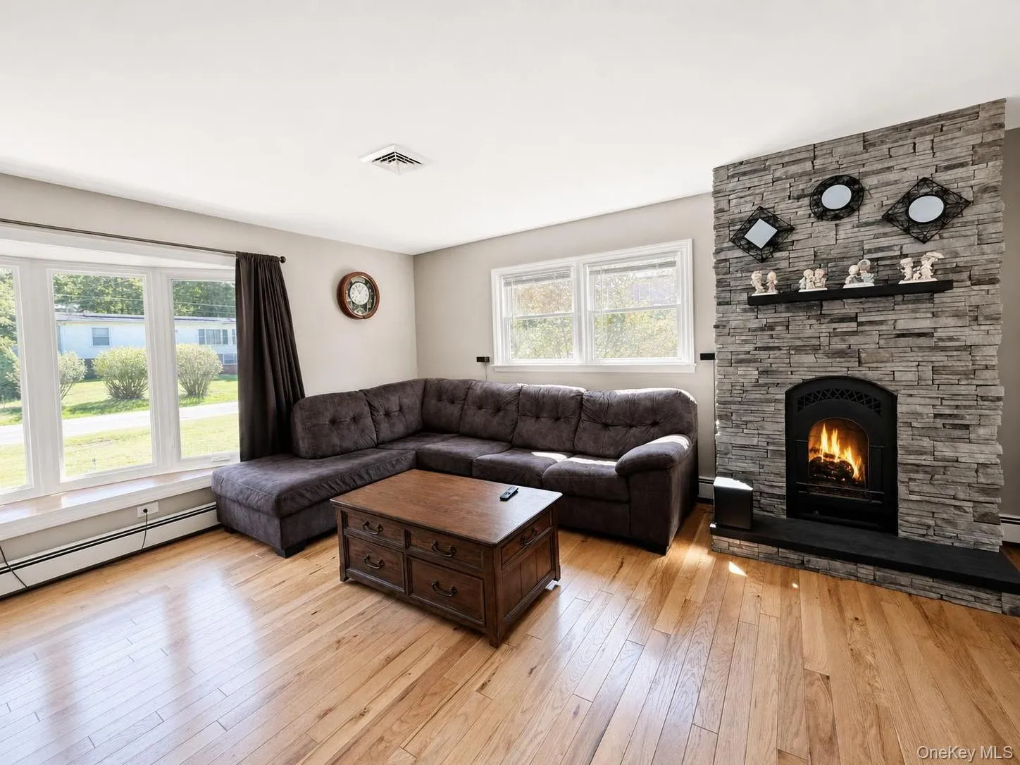 49 Quiat Road, Fallsburg, NY, 3 Bedrooms Bedrooms, 7 Rooms Rooms,2 BathroomsBathrooms,Residential,For Rent,Quiat,0,1049899 49 Quiat Road, Fallsburg, NY, 3 Bedrooms Bedrooms, 7 Rooms Rooms,2 BathroomsBathrooms,Residential,For Rent,Quiat,0,1049899