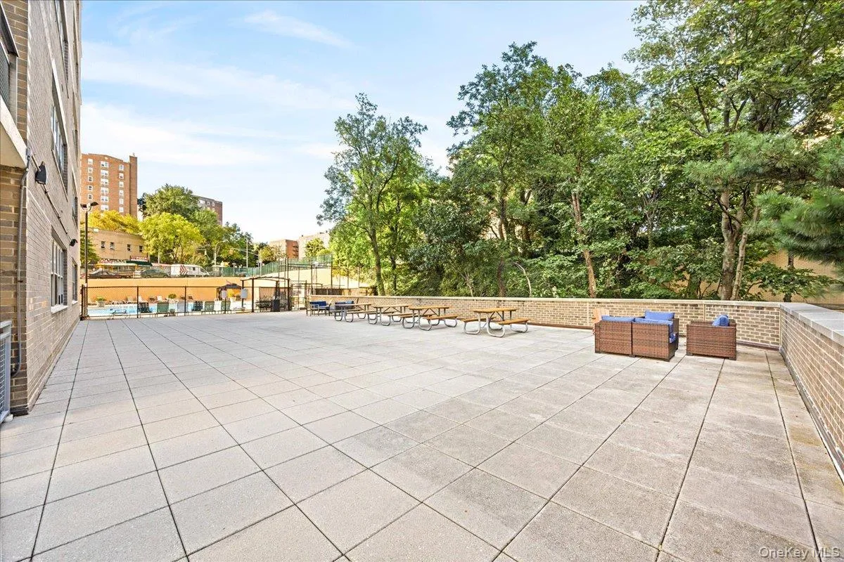 555 Kappock Street, New York, NY, 3 Bedrooms Bedrooms, 6 Rooms Rooms,2 BathroomsBathrooms,Residential,For Rent,Kappock,0,1049906 555 Kappock Street, New York, NY, 3 Bedrooms Bedrooms, 6 Rooms Rooms,2 BathroomsBathrooms,Residential,For Rent,Kappock,0,1049906