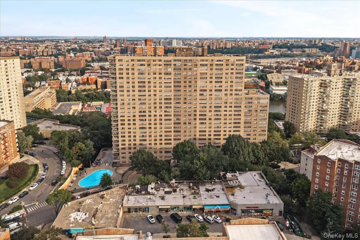 555 Kappock Street, New York, NY, 3 Bedrooms Bedrooms, 6 Rooms Rooms,2 BathroomsBathrooms,Residential,For Rent,Kappock,0,1049906 555 Kappock Street, New York, NY, 3 Bedrooms Bedrooms, 6 Rooms Rooms,2 BathroomsBathrooms,Residential,For Rent,Kappock,0,1049906