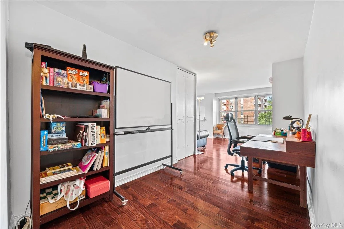 555 Kappock Street, New York, NY, 3 Bedrooms Bedrooms, 6 Rooms Rooms,2 BathroomsBathrooms,Residential,For Rent,Kappock,0,1049906 555 Kappock Street, New York, NY, 3 Bedrooms Bedrooms, 6 Rooms Rooms,2 BathroomsBathrooms,Residential,For Rent,Kappock,0,1049906