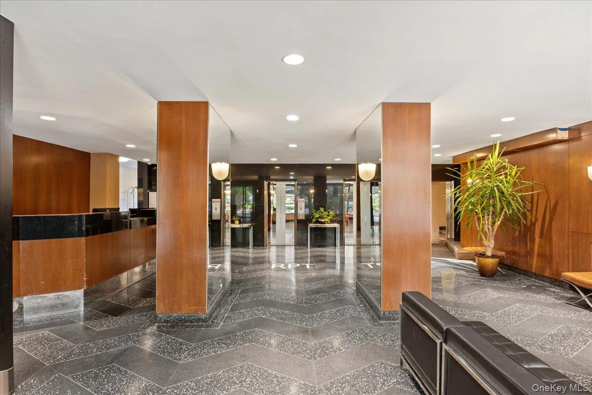 555 Kappock Street, New York, NY, 3 Bedrooms Bedrooms, 6 Rooms Rooms,2 BathroomsBathrooms,Residential,For Rent,Kappock,0,1049906 555 Kappock Street, New York, NY, 3 Bedrooms Bedrooms, 6 Rooms Rooms,2 BathroomsBathrooms,Residential,For Rent,Kappock,0,1049906