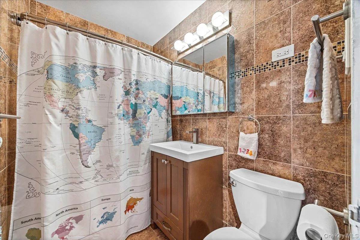 555 Kappock Street, New York, NY, 3 Bedrooms Bedrooms, 6 Rooms Rooms,2 BathroomsBathrooms,Residential,For Rent,Kappock,0,1049906 555 Kappock Street, New York, NY, 3 Bedrooms Bedrooms, 6 Rooms Rooms,2 BathroomsBathrooms,Residential,For Rent,Kappock,0,1049906