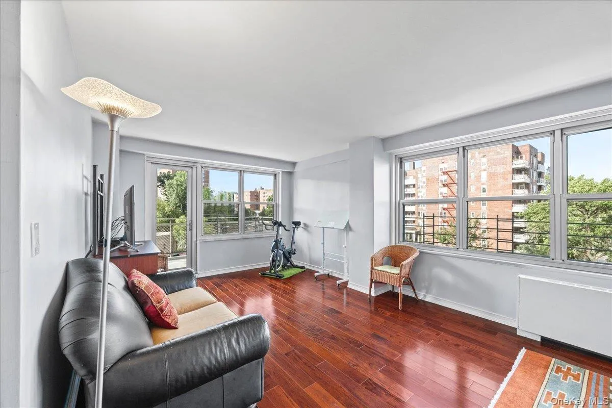 555 Kappock Street, New York, NY, 3 Bedrooms Bedrooms, 6 Rooms Rooms,2 BathroomsBathrooms,Residential,For Rent,Kappock,0,1049906 555 Kappock Street, New York, NY, 3 Bedrooms Bedrooms, 6 Rooms Rooms,2 BathroomsBathrooms,Residential,For Rent,Kappock,0,1049906