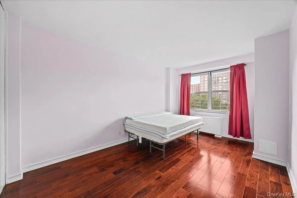 555 Kappock Street, New York, NY, 3 Bedrooms Bedrooms, 6 Rooms Rooms,2 BathroomsBathrooms,Residential,For Rent,Kappock,0,1049906 555 Kappock Street, New York, NY, 3 Bedrooms Bedrooms, 6 Rooms Rooms,2 BathroomsBathrooms,Residential,For Rent,Kappock,0,1049906