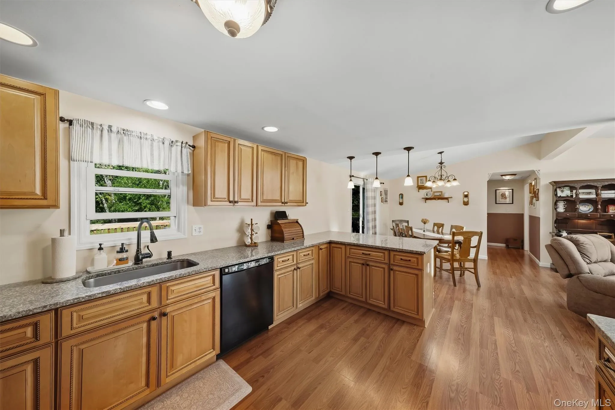 97 Heselton Drive, Wawayanda, NY, 3 Bedrooms Bedrooms, 6 Rooms Rooms,2 BathroomsBathrooms,Residential,For Rent,Heselton,0,1049918 97 Heselton Drive, Wawayanda, NY, 3 Bedrooms Bedrooms, 6 Rooms Rooms,2 BathroomsBathrooms,Residential,For Rent,Heselton,0,1049918