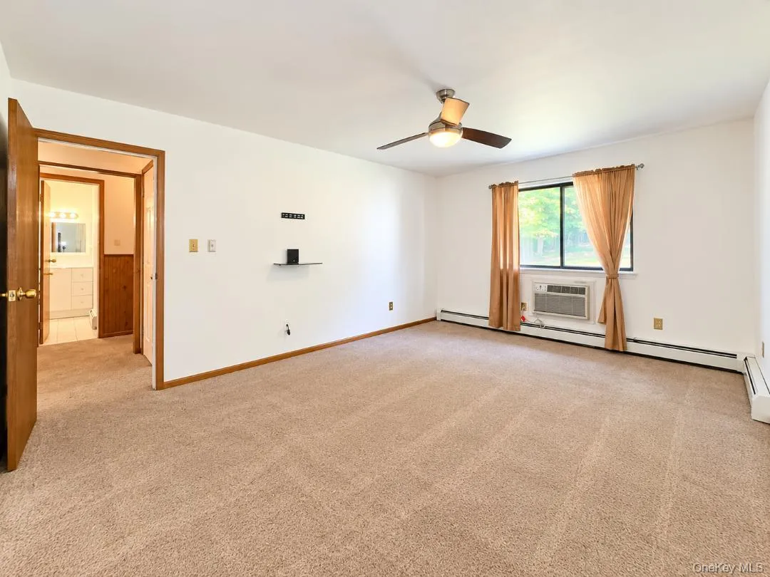 248 Concord Lane, Middletown, NY, 2 Bedrooms Bedrooms, 5 Rooms Rooms,2 BathroomsBathrooms,Residential Lease,For Rent,Concord,0,1049922 248 Concord Lane, Middletown, NY, 2 Bedrooms Bedrooms, 5 Rooms Rooms,2 BathroomsBathrooms,Residential Lease,For Rent,Concord,0,1049922