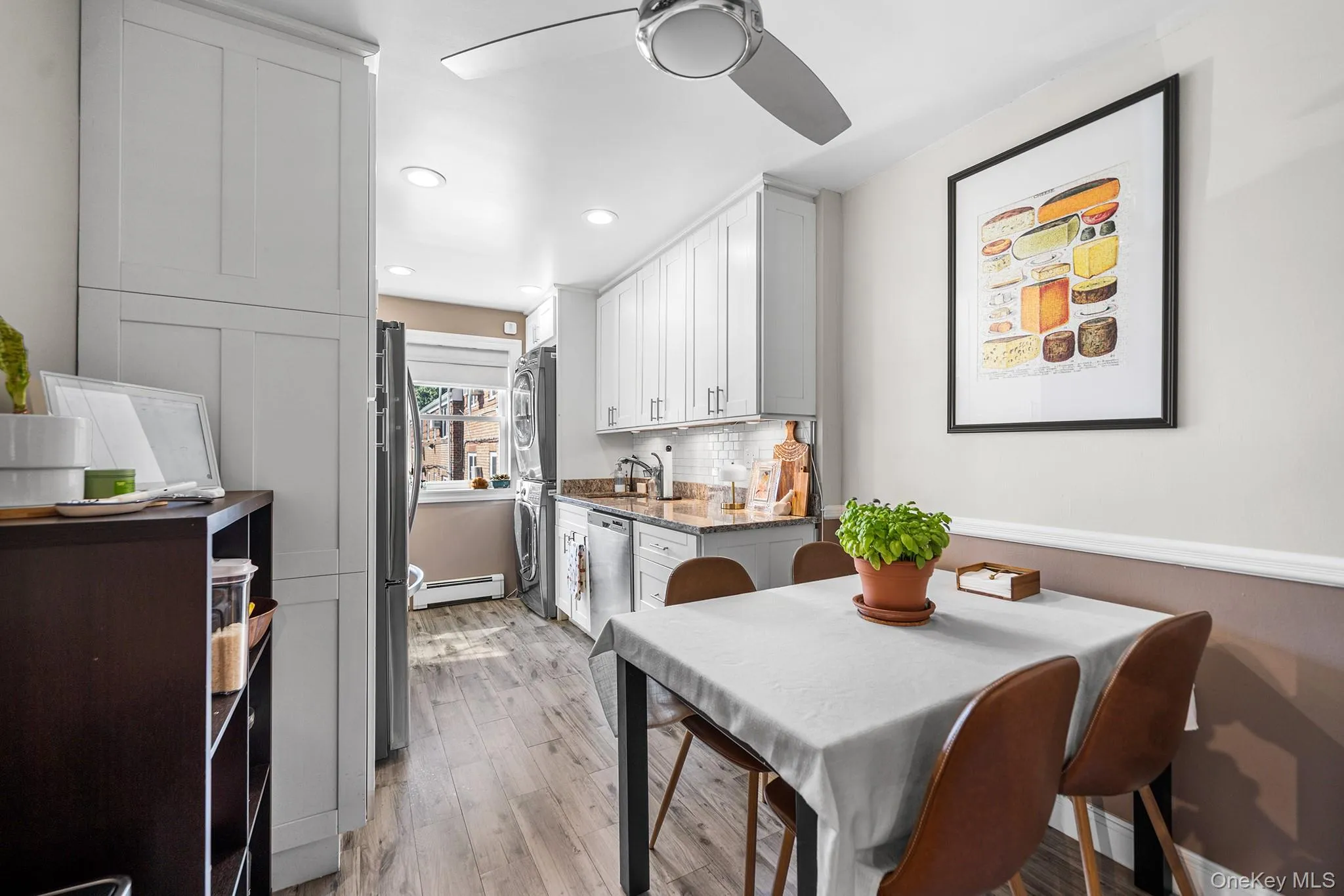 230-04 Kingsbury Avenue, New York, NY, 1 Bedroom Bedrooms, 3 Rooms Rooms,1 BathroomBathrooms,Residential,For Rent,Kingsbury,0,1049932 230-04 Kingsbury Avenue, New York, NY, 1 Bedroom Bedrooms, 3 Rooms Rooms,1 BathroomBathrooms,Residential,For Rent,Kingsbury,0,1049932
