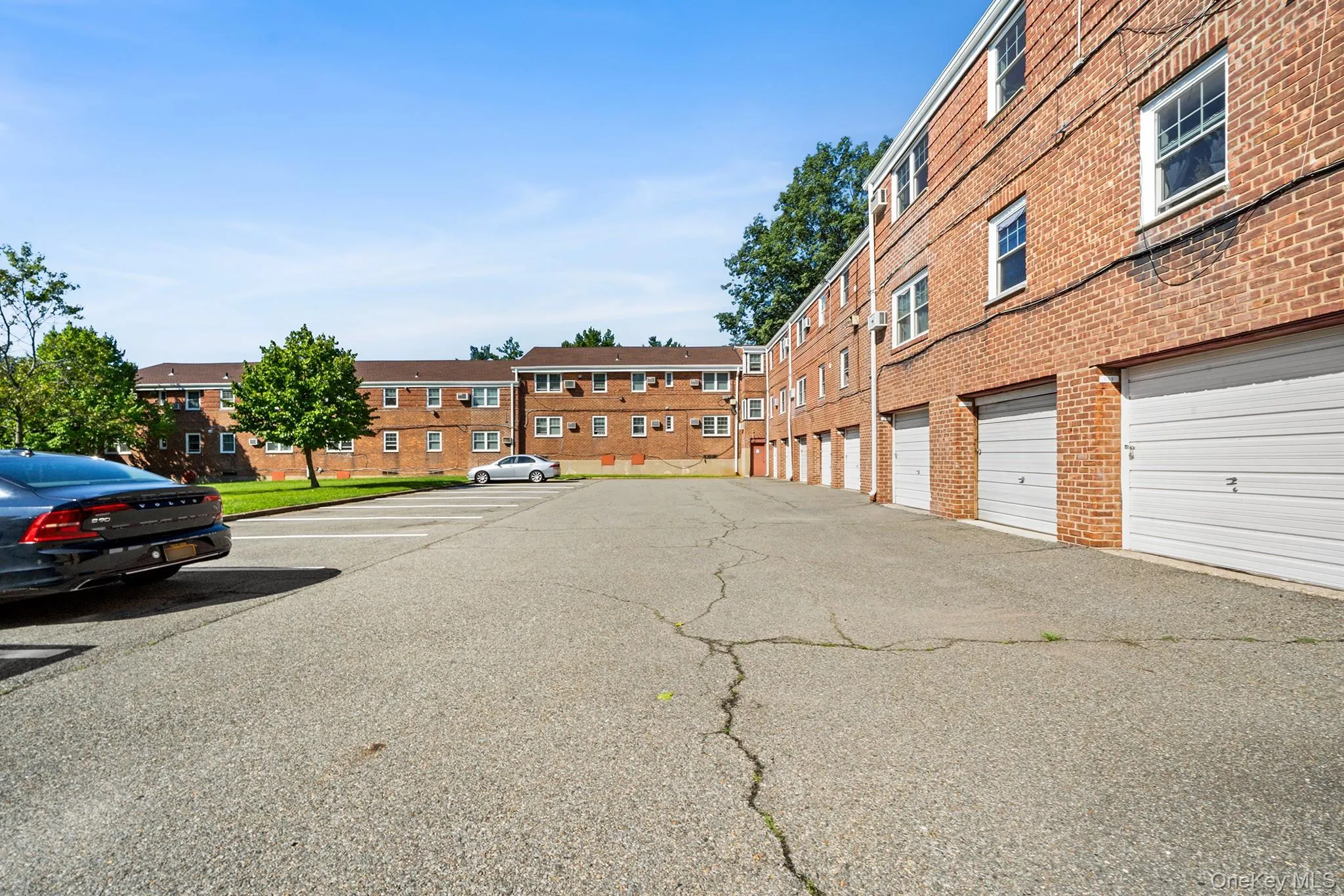 230-04 Kingsbury Avenue, New York, NY, 1 Bedroom Bedrooms, 3 Rooms Rooms,1 BathroomBathrooms,Residential,For Rent,Kingsbury,0,1049932 230-04 Kingsbury Avenue, New York, NY, 1 Bedroom Bedrooms, 3 Rooms Rooms,1 BathroomBathrooms,Residential,For Rent,Kingsbury,0,1049932