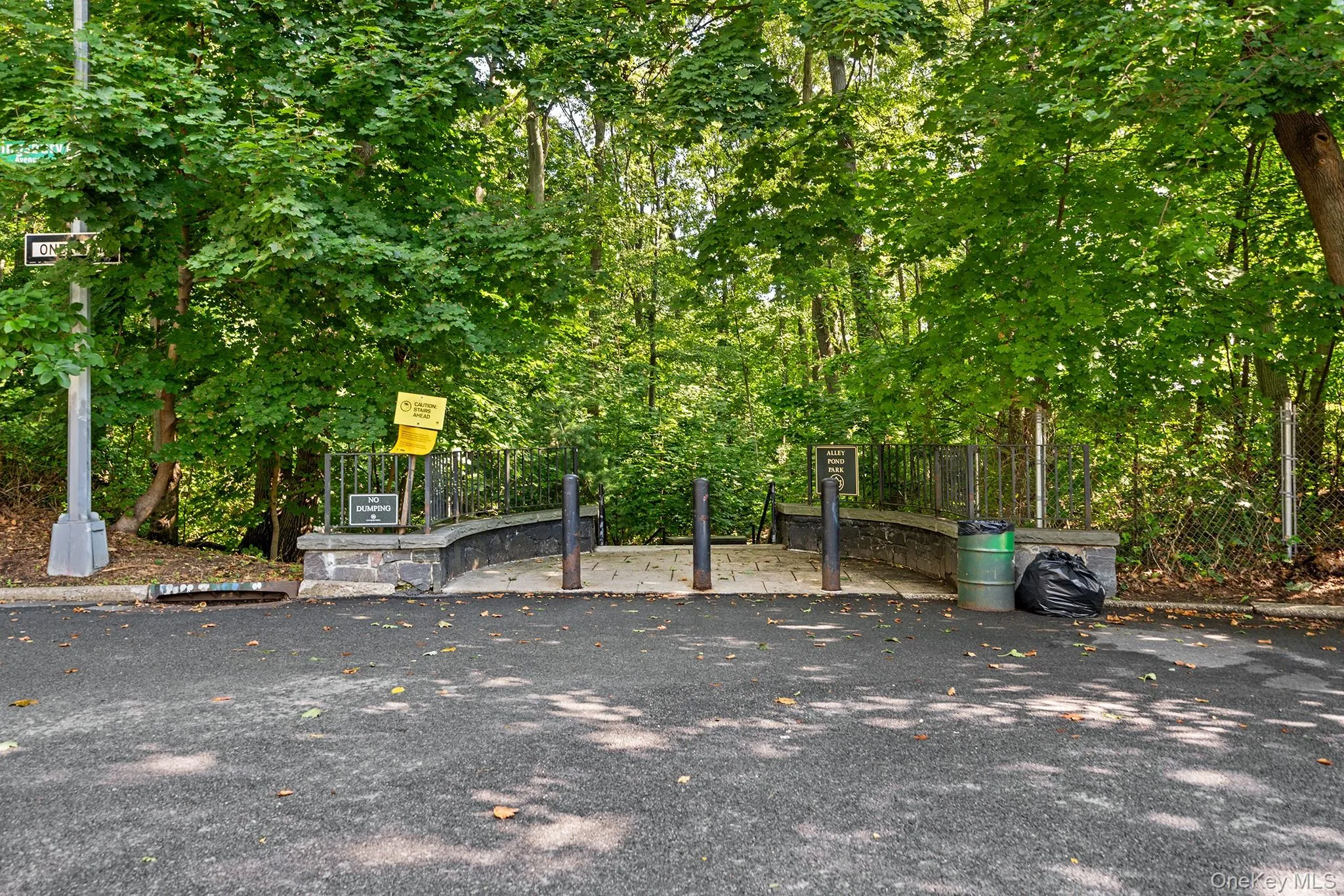 230-04 Kingsbury Avenue, New York, NY, 1 Bedroom Bedrooms, 3 Rooms Rooms,1 BathroomBathrooms,Residential,For Rent,Kingsbury,0,1049932 230-04 Kingsbury Avenue, New York, NY, 1 Bedroom Bedrooms, 3 Rooms Rooms,1 BathroomBathrooms,Residential,For Rent,Kingsbury,0,1049932