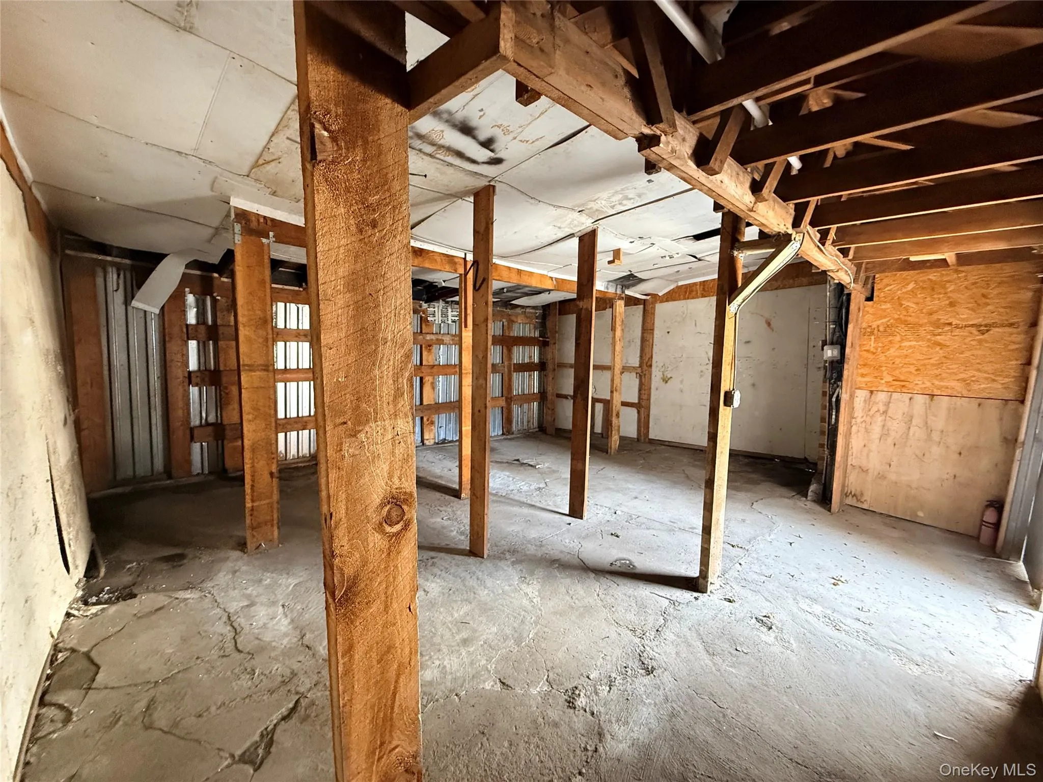 35-02 Bradley Avenue, New York, NY, ,Commercial Lease,For Rent,Bradley,0,1049936 35-02 Bradley Avenue, New York, NY, ,Commercial Lease,For Rent,Bradley,0,1049936