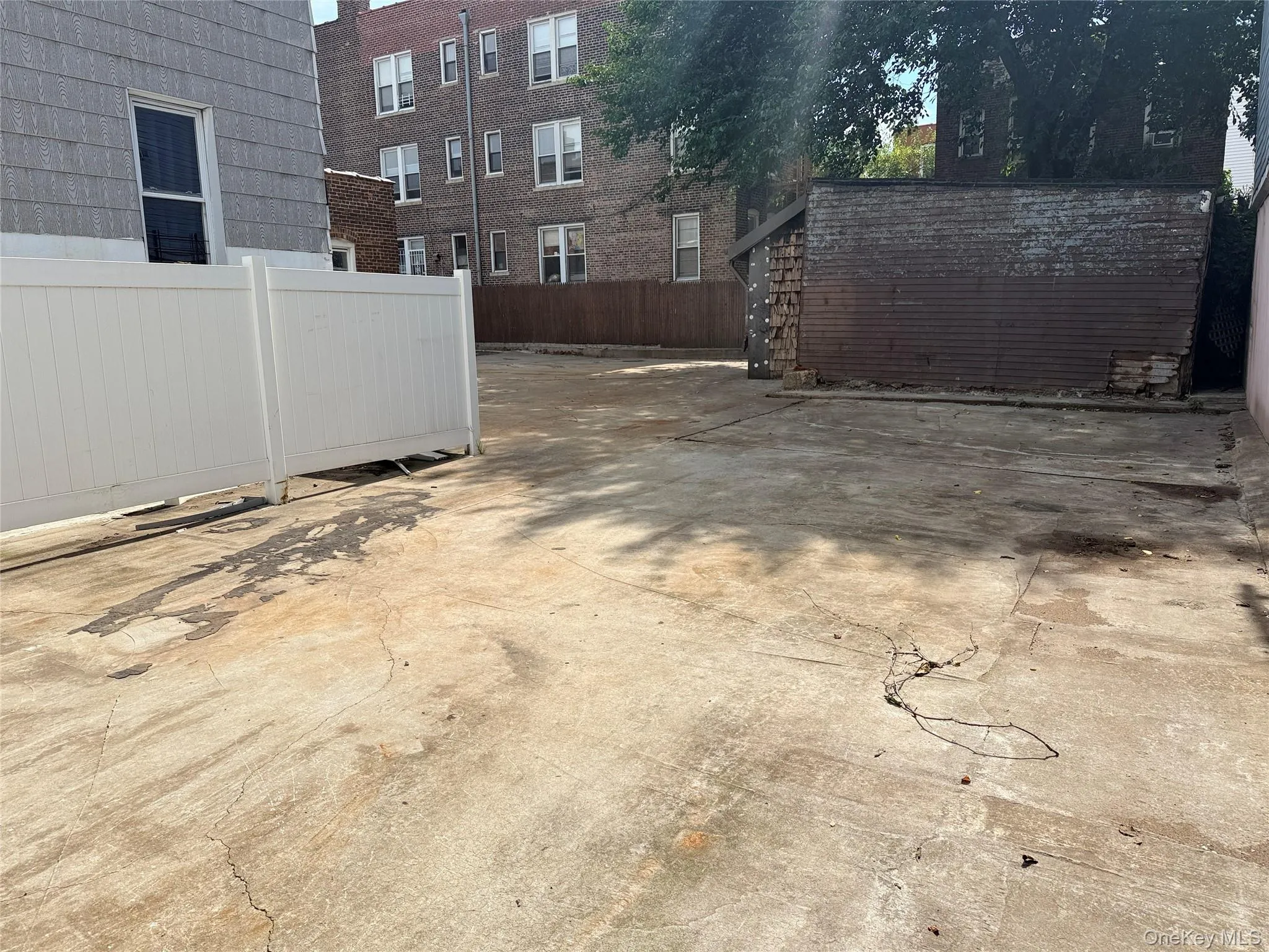 35-02 Bradley Avenue, New York, NY, ,Commercial Lease,For Rent,Bradley,0,1049936 35-02 Bradley Avenue, New York, NY, ,Commercial Lease,For Rent,Bradley,0,1049936
