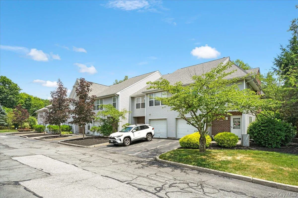 45 Deer Ct Drive, Middletown, NY, 3 Bedrooms Bedrooms, 8 Rooms Rooms,2 BathroomsBathrooms,Residential,For Rent,Deer Ct,0,1049937 45 Deer Ct Drive, Middletown, NY, 3 Bedrooms Bedrooms, 8 Rooms Rooms,2 BathroomsBathrooms,Residential,For Rent,Deer Ct,0,1049937