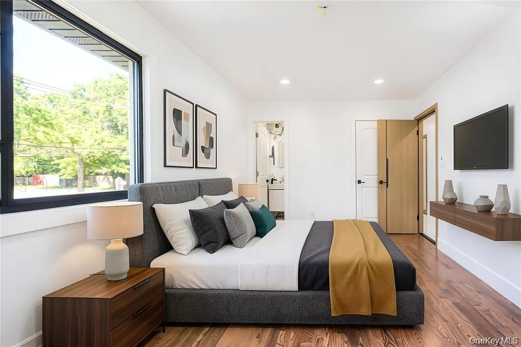 274 Central Park Road, Oyster Bay, NY, 5 Bedrooms Bedrooms, 11 Rooms Rooms,3 BathroomsBathrooms,Residential,For Rent,Central Park,0,1049939 274 Central Park Road, Oyster Bay, NY, 5 Bedrooms Bedrooms, 11 Rooms Rooms,3 BathroomsBathrooms,Residential,For Rent,Central Park,0,1049939