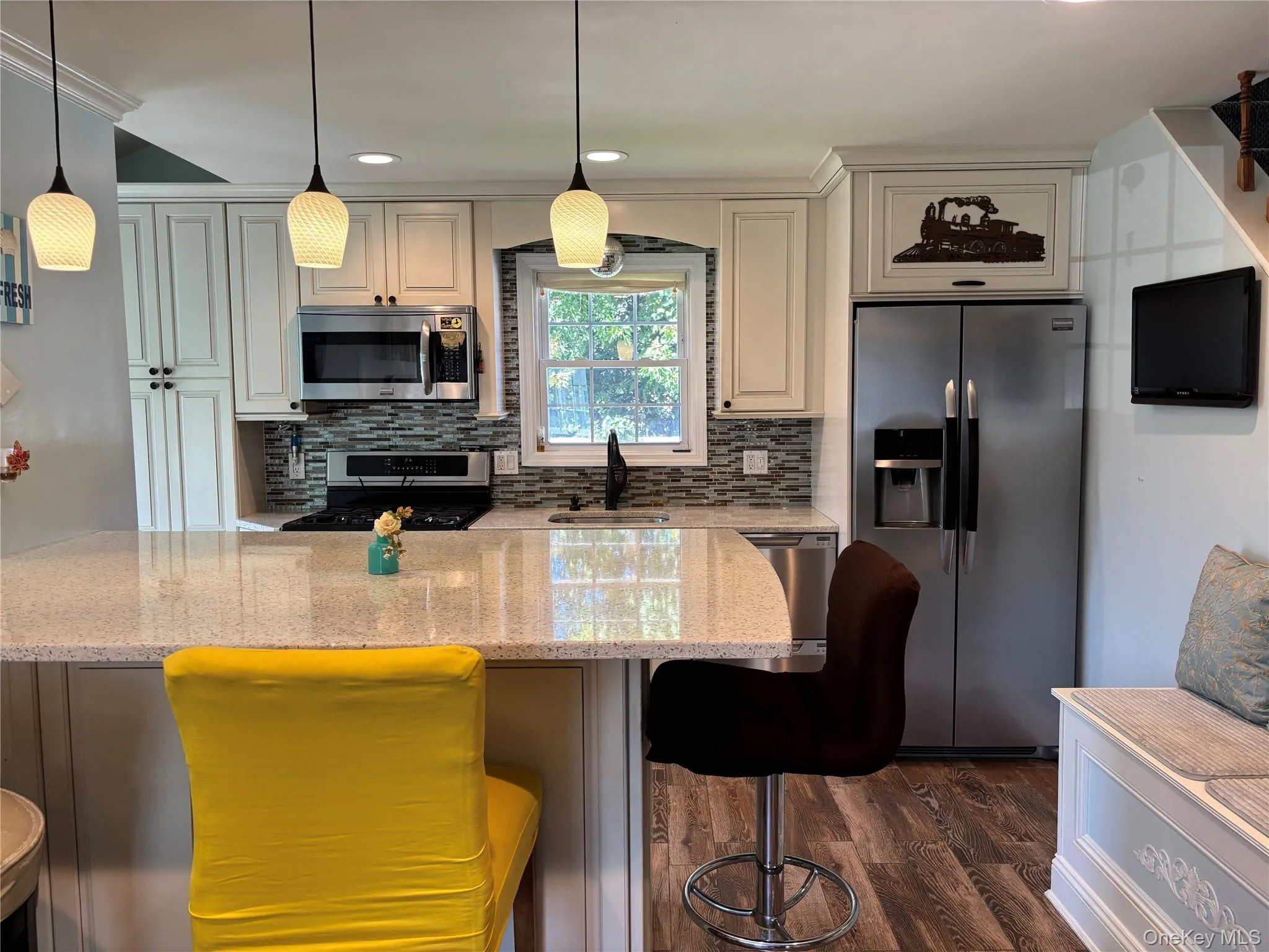 197 7th Street, Babylon, NY, 3 Bedrooms Bedrooms, 7 Rooms Rooms,2 BathroomsBathrooms,Residential,For Rent,7th,0,1049941 197 7th Street, Babylon, NY, 3 Bedrooms Bedrooms, 7 Rooms Rooms,2 BathroomsBathrooms,Residential,For Rent,7th,0,1049941