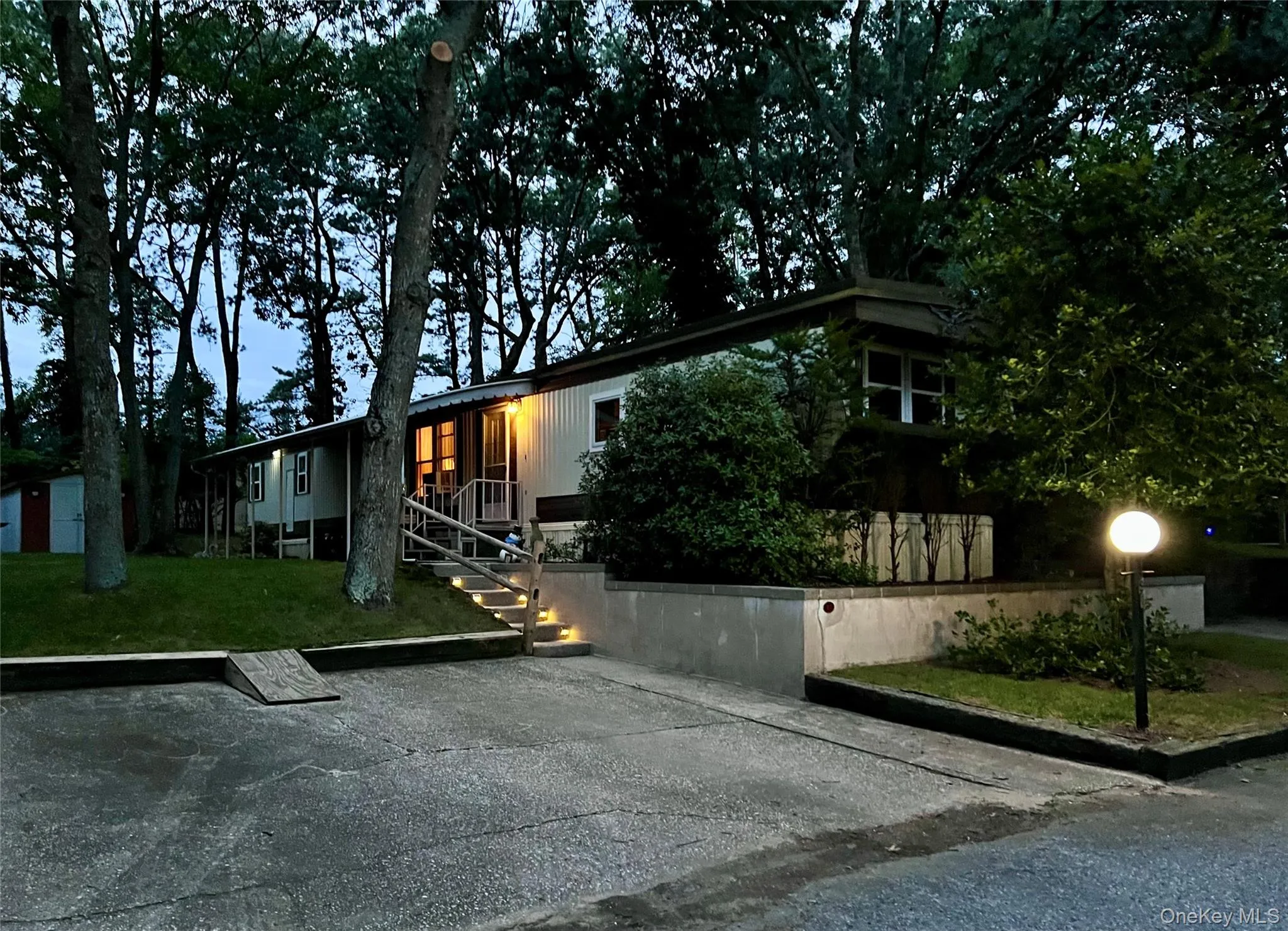 433 Mill Road, Riverhead, NY, 2 Bedrooms Bedrooms, 5 Rooms Rooms,1 BathroomBathrooms,Residential,For Rent,Mill,0,1049944 433 Mill Road, Riverhead, NY, 2 Bedrooms Bedrooms, 5 Rooms Rooms,1 BathroomBathrooms,Residential,For Rent,Mill,0,1049944