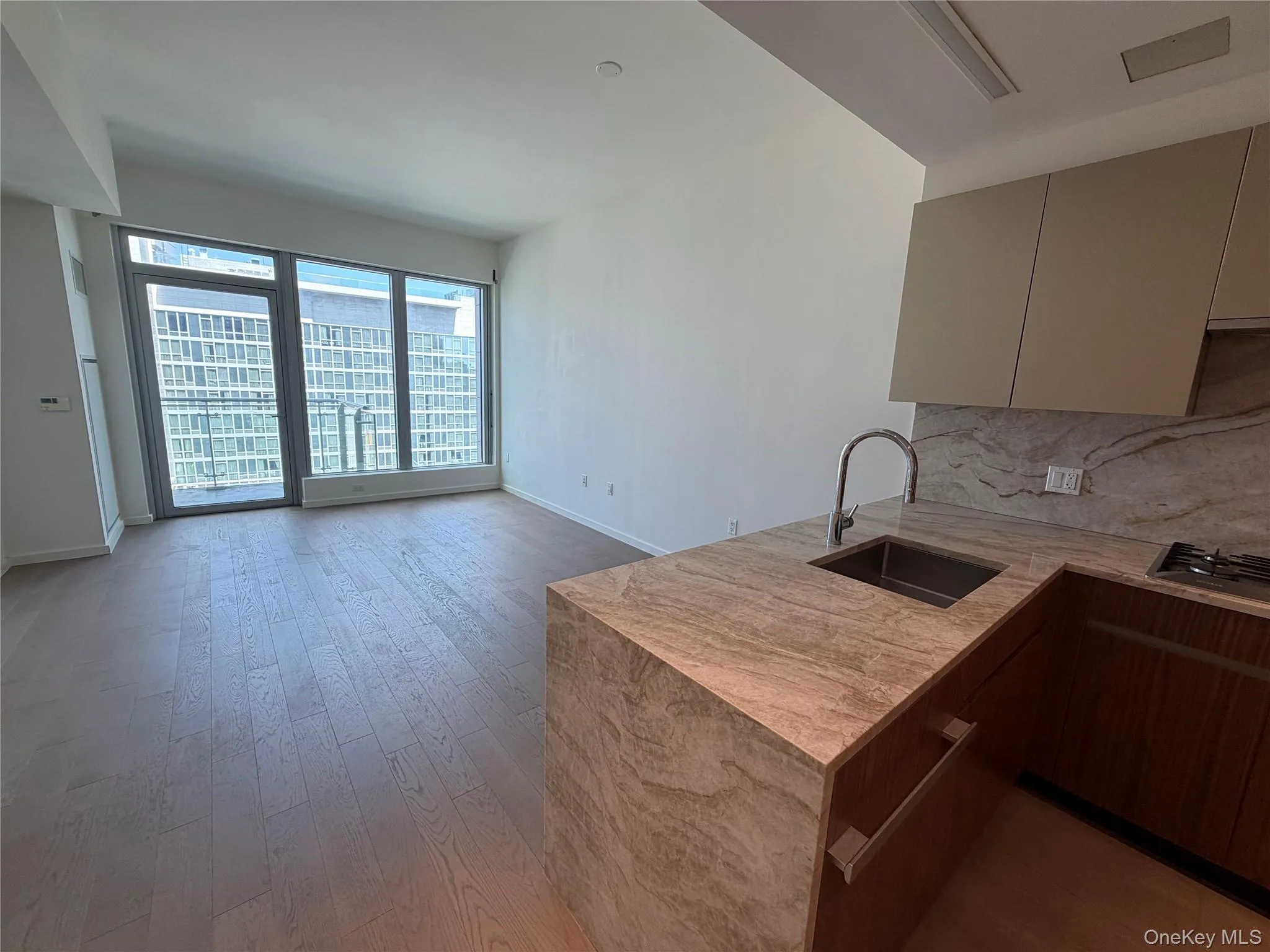 133-36 37th Avenue, New York, NY, 1 Bedroom Bedrooms, 3 Rooms Rooms,1 BathroomBathrooms,Residential,For Rent,37th,0,1049945 133-36 37th Avenue, New York, NY, 1 Bedroom Bedrooms, 3 Rooms Rooms,1 BathroomBathrooms,Residential,For Rent,37th,0,1049945