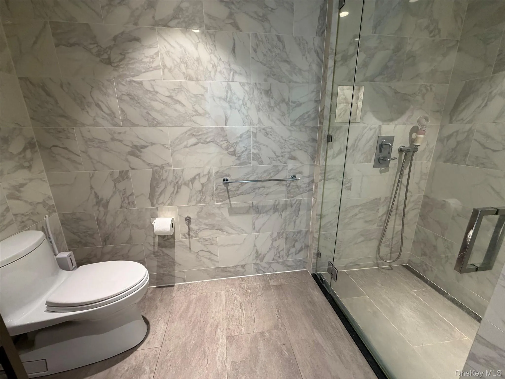 133-36 37th Avenue, New York, NY, 1 Bedroom Bedrooms, 3 Rooms Rooms,1 BathroomBathrooms,Residential,For Rent,37th,0,1049945 133-36 37th Avenue, New York, NY, 1 Bedroom Bedrooms, 3 Rooms Rooms,1 BathroomBathrooms,Residential,For Rent,37th,0,1049945