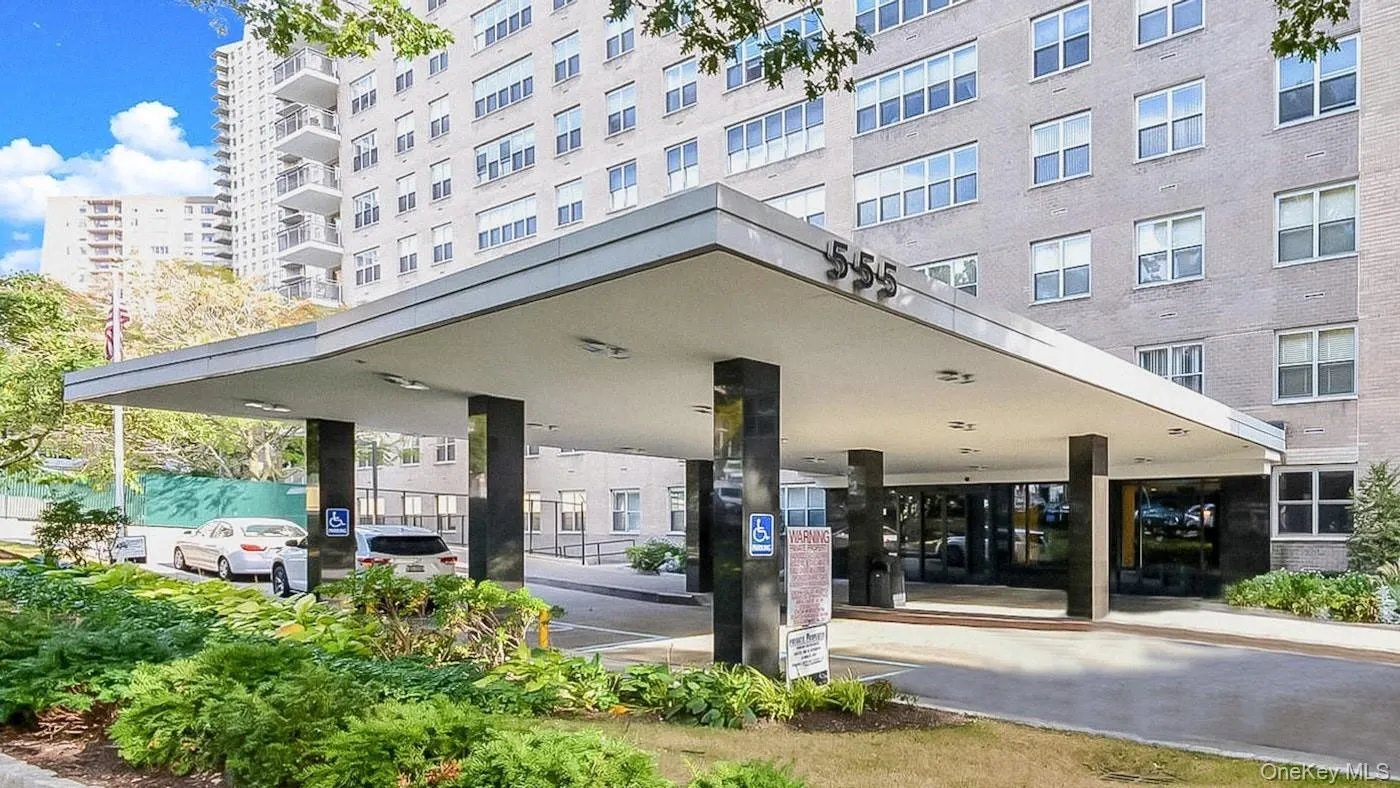 555 Kappock Street, New York, NY, 1 Bedroom Bedrooms, 4 Rooms Rooms,1 BathroomBathrooms,Residential,For Rent,Kappock,0,1049948 555 Kappock Street, New York, NY, 1 Bedroom Bedrooms, 4 Rooms Rooms,1 BathroomBathrooms,Residential,For Rent,Kappock,0,1049948