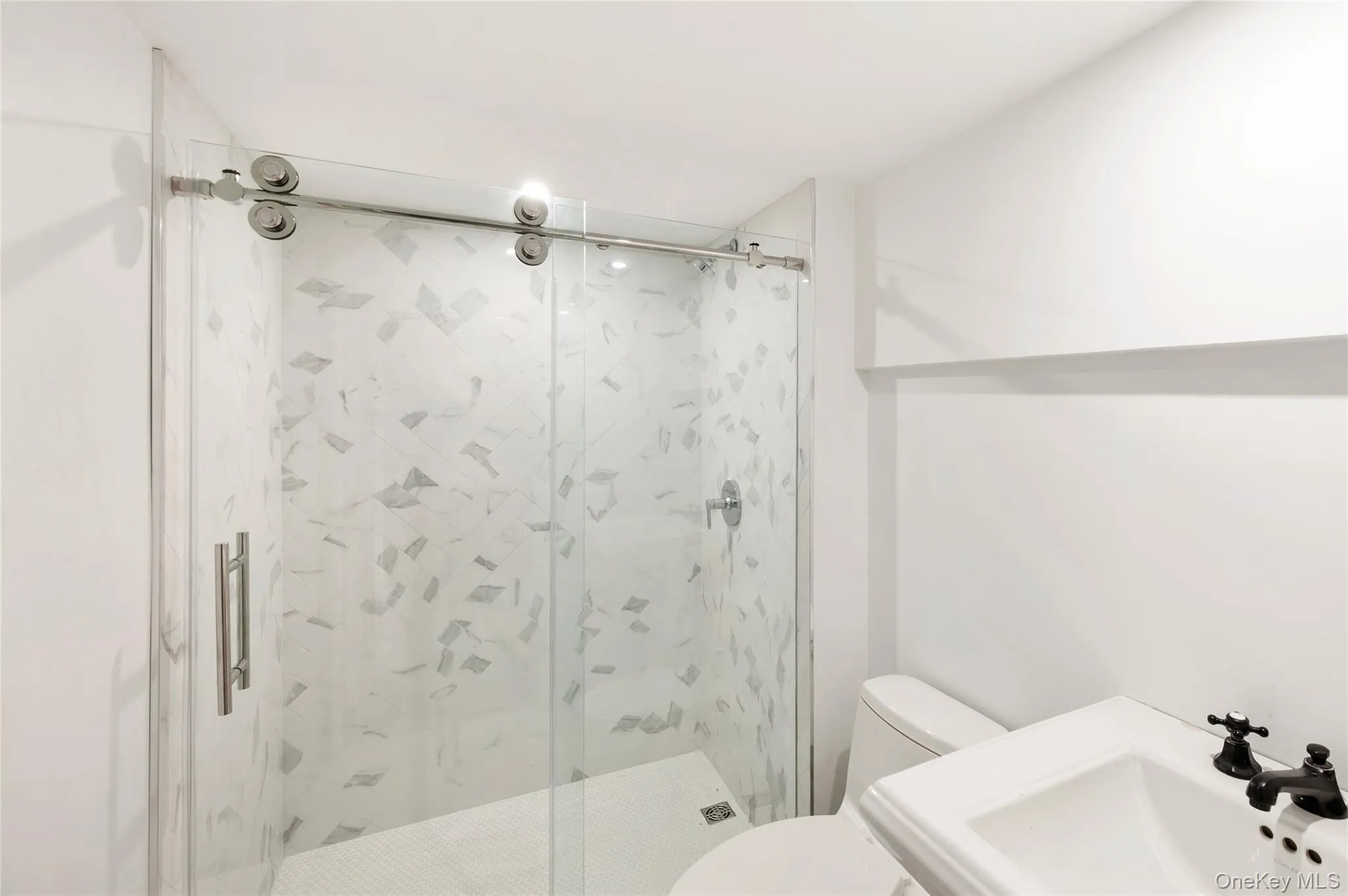 48 Beechwood Drive, Southampton, NY, 5 Bedrooms Bedrooms, 8 Rooms Rooms,5 BathroomsBathrooms,Residential,For Rent,Beechwood,0,1049950 48 Beechwood Drive, Southampton, NY, 5 Bedrooms Bedrooms, 8 Rooms Rooms,5 BathroomsBathrooms,Residential,For Rent,Beechwood,0,1049950