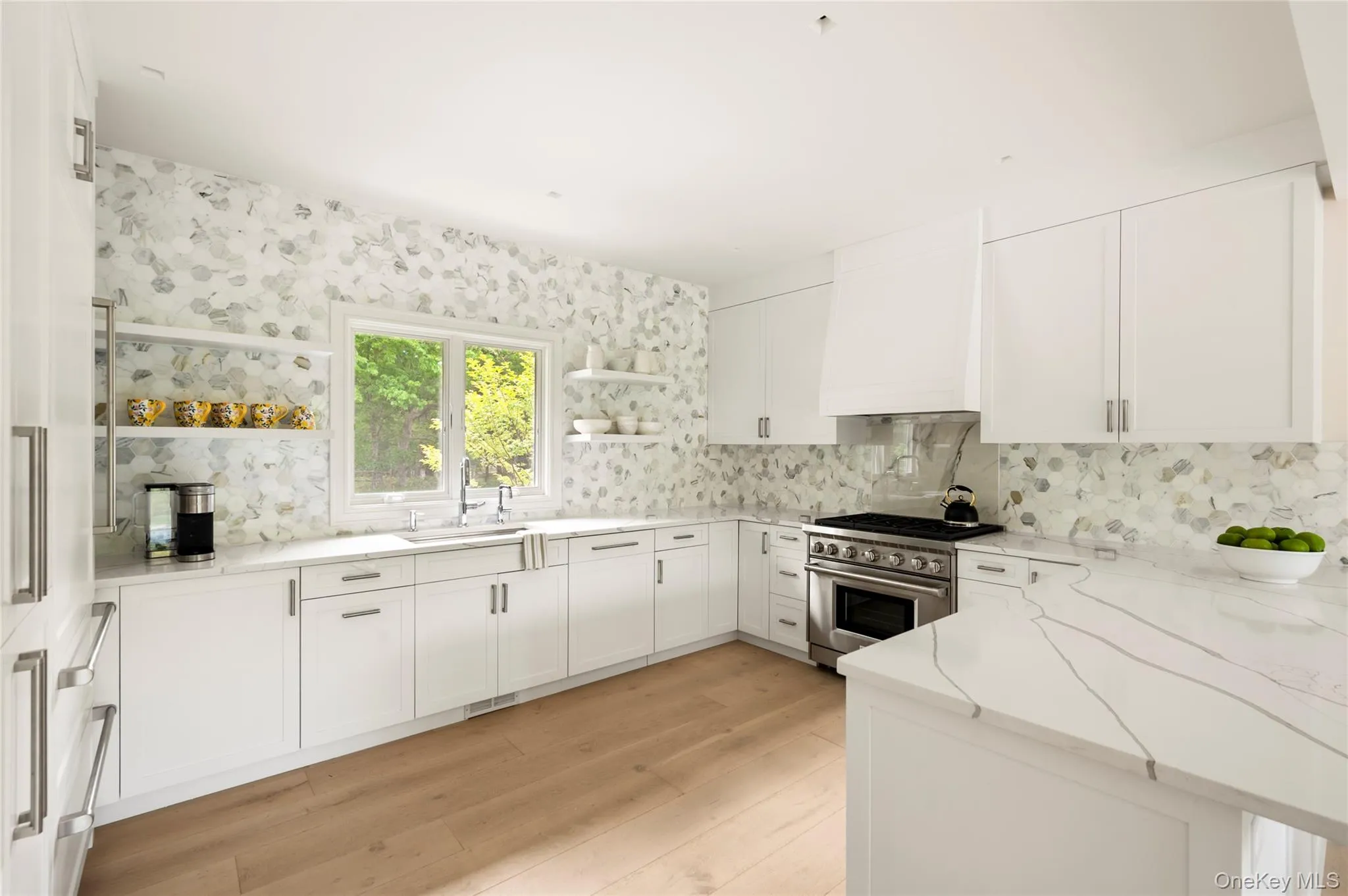 48 Beechwood Drive, Southampton, NY, 5 Bedrooms Bedrooms, 8 Rooms Rooms,5 BathroomsBathrooms,Residential,For Rent,Beechwood,0,1049950 48 Beechwood Drive, Southampton, NY, 5 Bedrooms Bedrooms, 8 Rooms Rooms,5 BathroomsBathrooms,Residential,For Rent,Beechwood,0,1049950