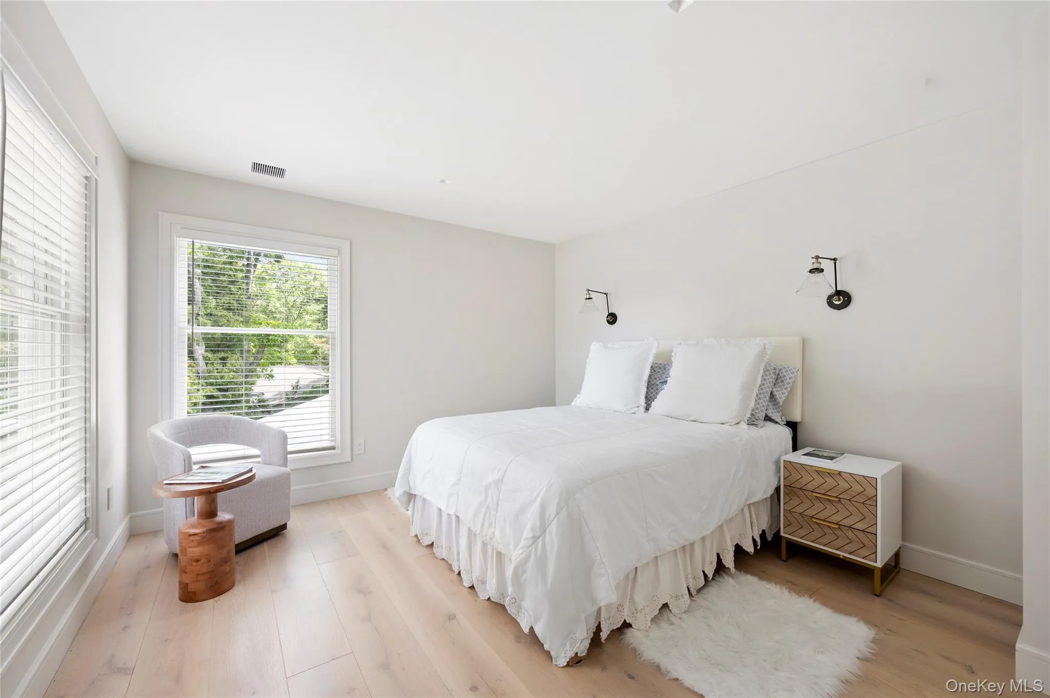 48 Beechwood Drive, Southampton, NY, 5 Bedrooms Bedrooms, 8 Rooms Rooms,5 BathroomsBathrooms,Residential,For Rent,Beechwood,0,1049950 48 Beechwood Drive, Southampton, NY, 5 Bedrooms Bedrooms, 8 Rooms Rooms,5 BathroomsBathrooms,Residential,For Rent,Beechwood,0,1049950