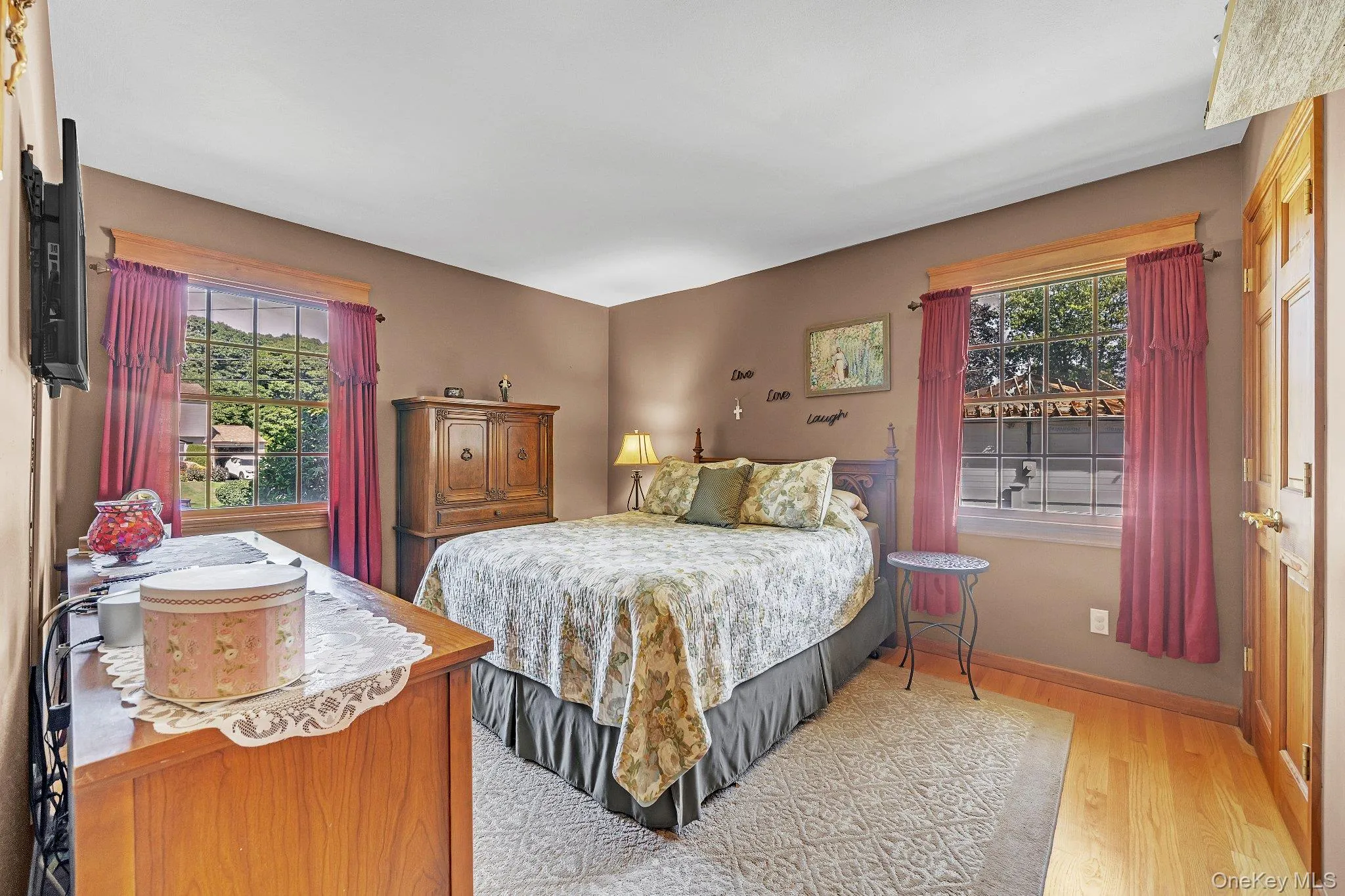 9 Anson Lane, Islip, NY, 3 Bedrooms Bedrooms, 9 Rooms Rooms,1 BathroomBathrooms,Residential,For Rent,Anson,0,1049952 9 Anson Lane, Islip, NY, 3 Bedrooms Bedrooms, 9 Rooms Rooms,1 BathroomBathrooms,Residential,For Rent,Anson,0,1049952