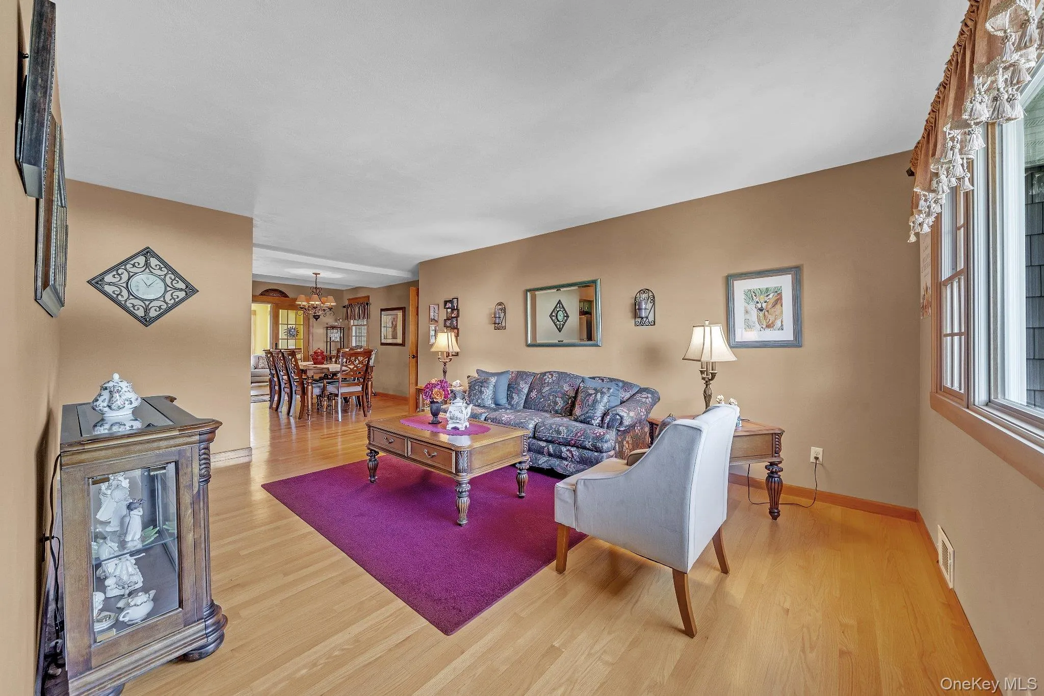 9 Anson Lane, Islip, NY, 3 Bedrooms Bedrooms, 9 Rooms Rooms,1 BathroomBathrooms,Residential,For Rent,Anson,0,1049952 9 Anson Lane, Islip, NY, 3 Bedrooms Bedrooms, 9 Rooms Rooms,1 BathroomBathrooms,Residential,For Rent,Anson,0,1049952