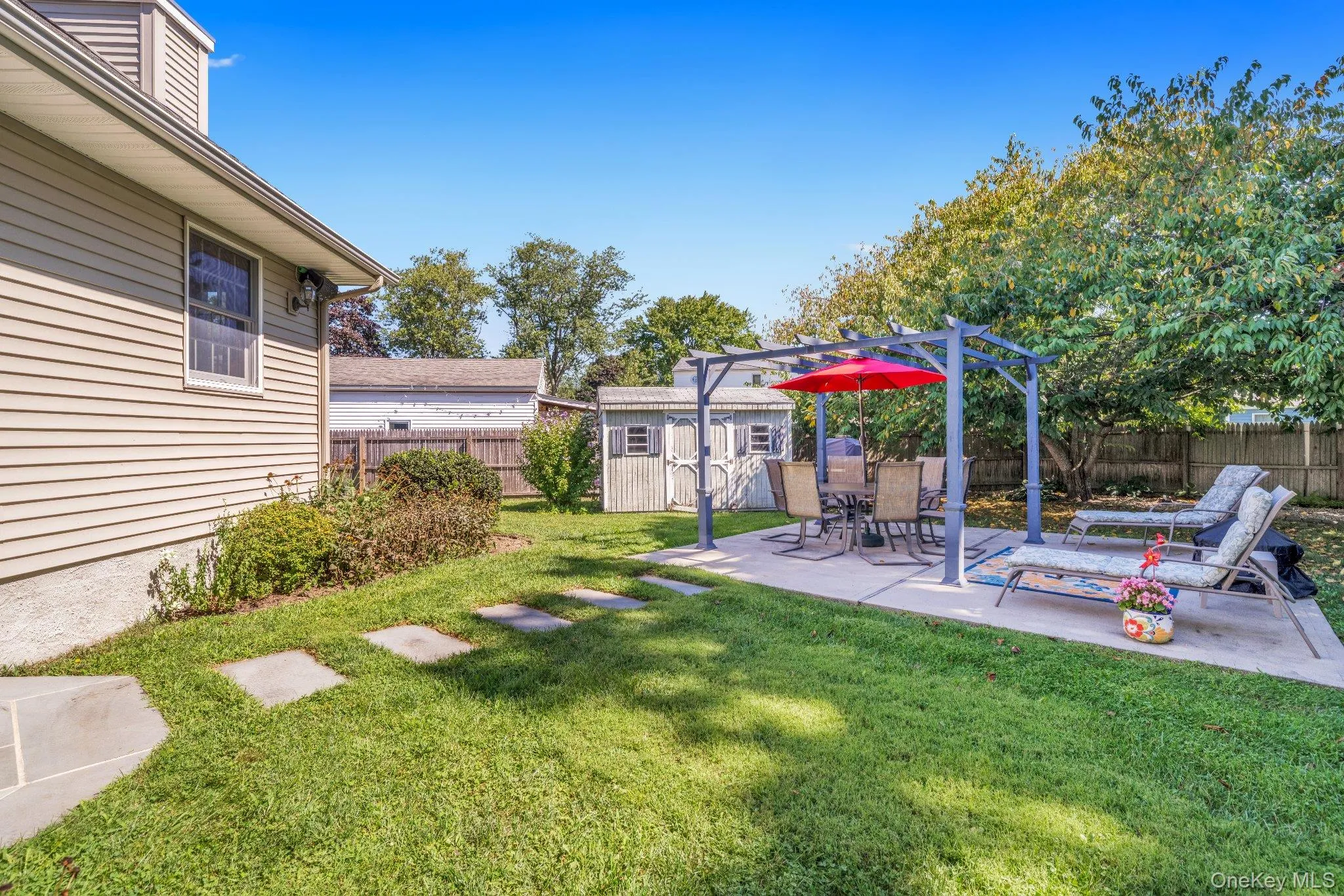 9 Anson Lane, Islip, NY, 3 Bedrooms Bedrooms, 9 Rooms Rooms,1 BathroomBathrooms,Residential,For Rent,Anson,0,1049952 9 Anson Lane, Islip, NY, 3 Bedrooms Bedrooms, 9 Rooms Rooms,1 BathroomBathrooms,Residential,For Rent,Anson,0,1049952