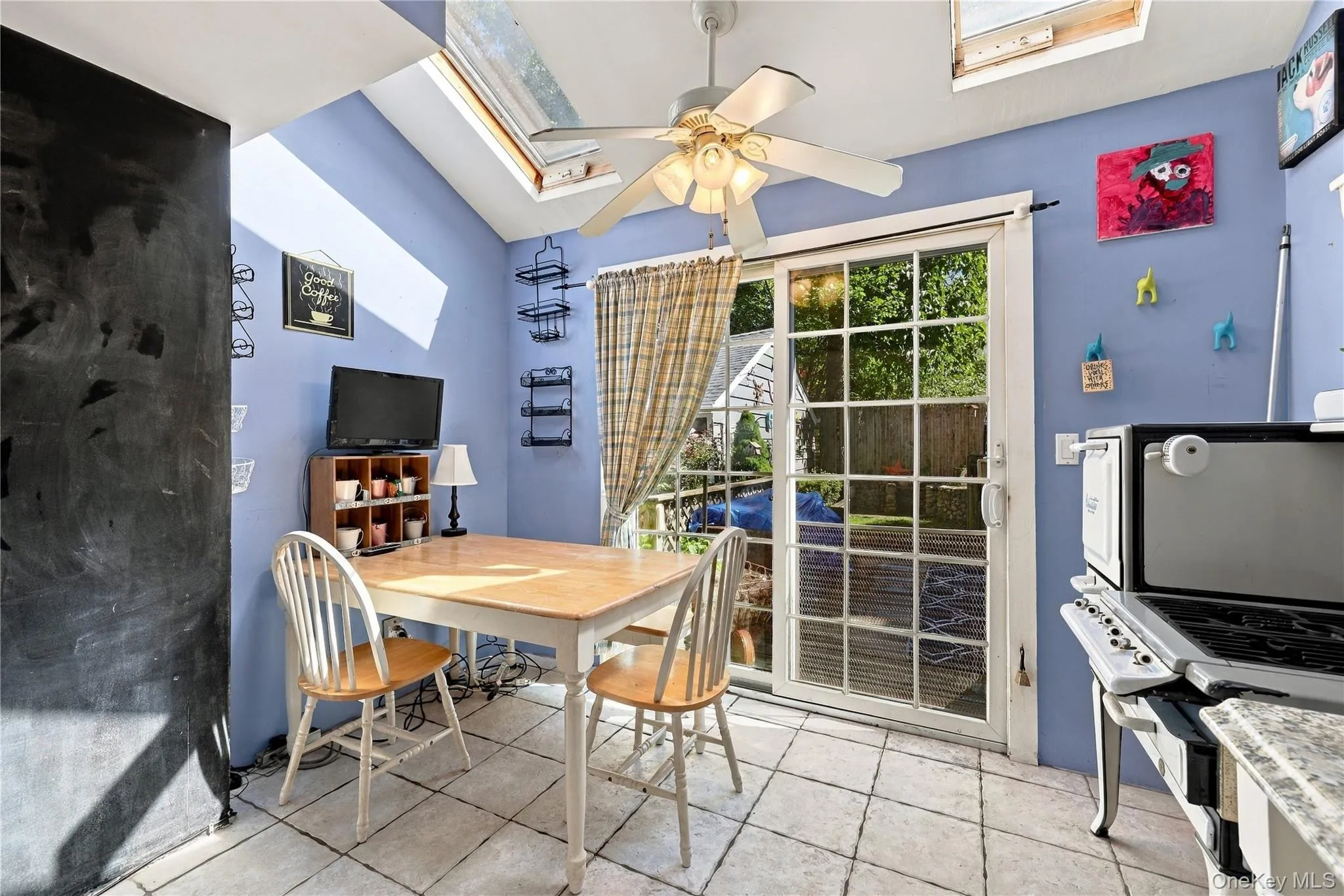 245 Buchanan Street, Huntington, NY, 3 Bedrooms Bedrooms, 7 Rooms Rooms,2 BathroomsBathrooms,Residential,For Rent,Buchanan,0,1049953 245 Buchanan Street, Huntington, NY, 3 Bedrooms Bedrooms, 7 Rooms Rooms,2 BathroomsBathrooms,Residential,For Rent,Buchanan,0,1049953