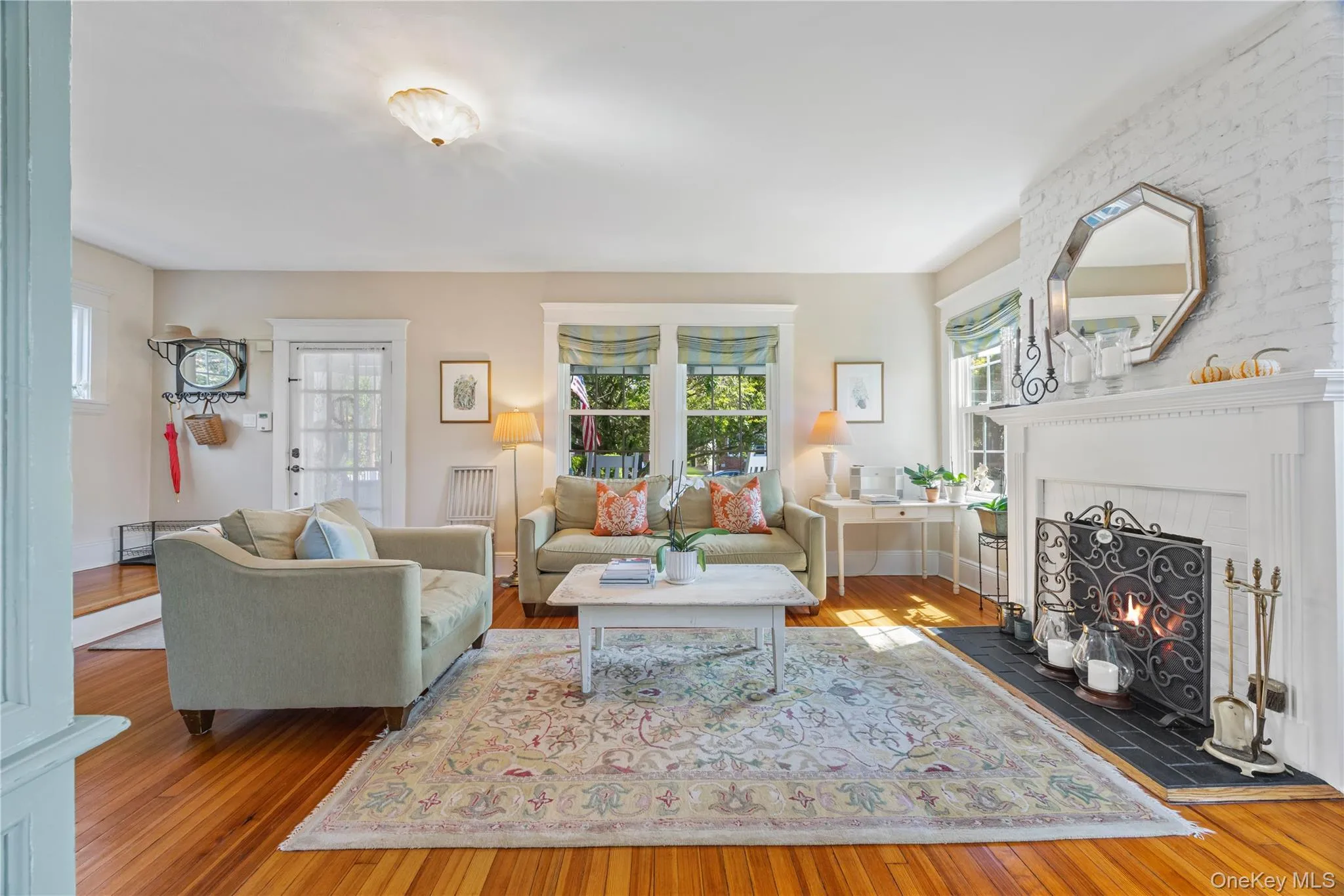 with wood-burning fireplace with wood-burning fireplace