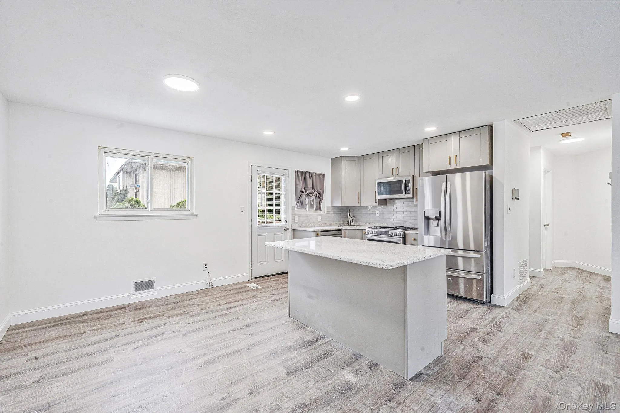 152 Alkier Street, Islip, NY, 4 Bedrooms Bedrooms, 13 Rooms Rooms,2 BathroomsBathrooms,Residential,For Rent,Alkier,0,1049960 152 Alkier Street, Islip, NY, 4 Bedrooms Bedrooms, 13 Rooms Rooms,2 BathroomsBathrooms,Residential,For Rent,Alkier,0,1049960