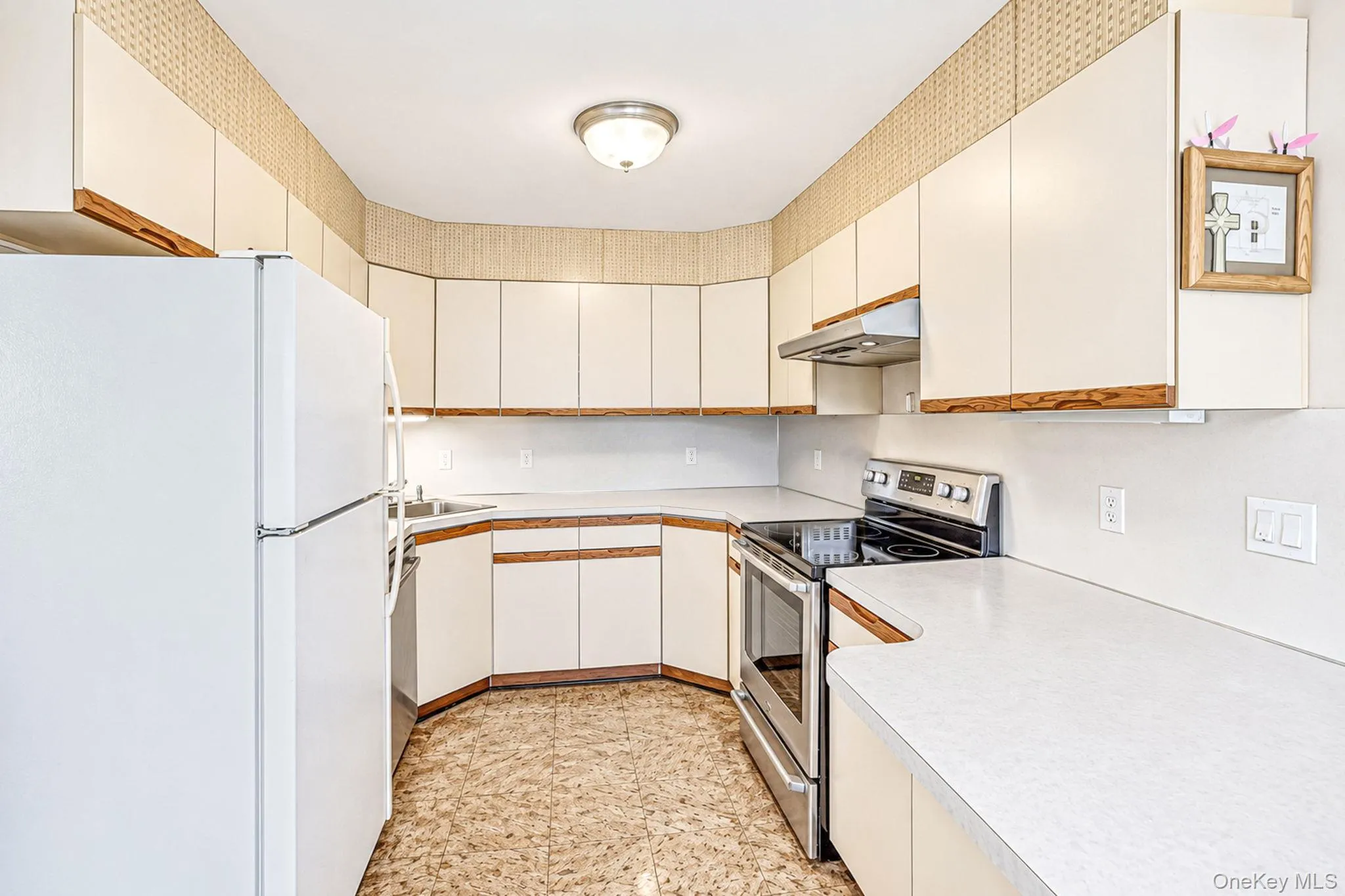 11 Hollywood Avenue, Babylon, NY, 3 Bedrooms Bedrooms, 6 Rooms Rooms,1 BathroomBathrooms,Residential,For Rent,Hollywood,0,1049967 11 Hollywood Avenue, Babylon, NY, 3 Bedrooms Bedrooms, 6 Rooms Rooms,1 BathroomBathrooms,Residential,For Rent,Hollywood,0,1049967