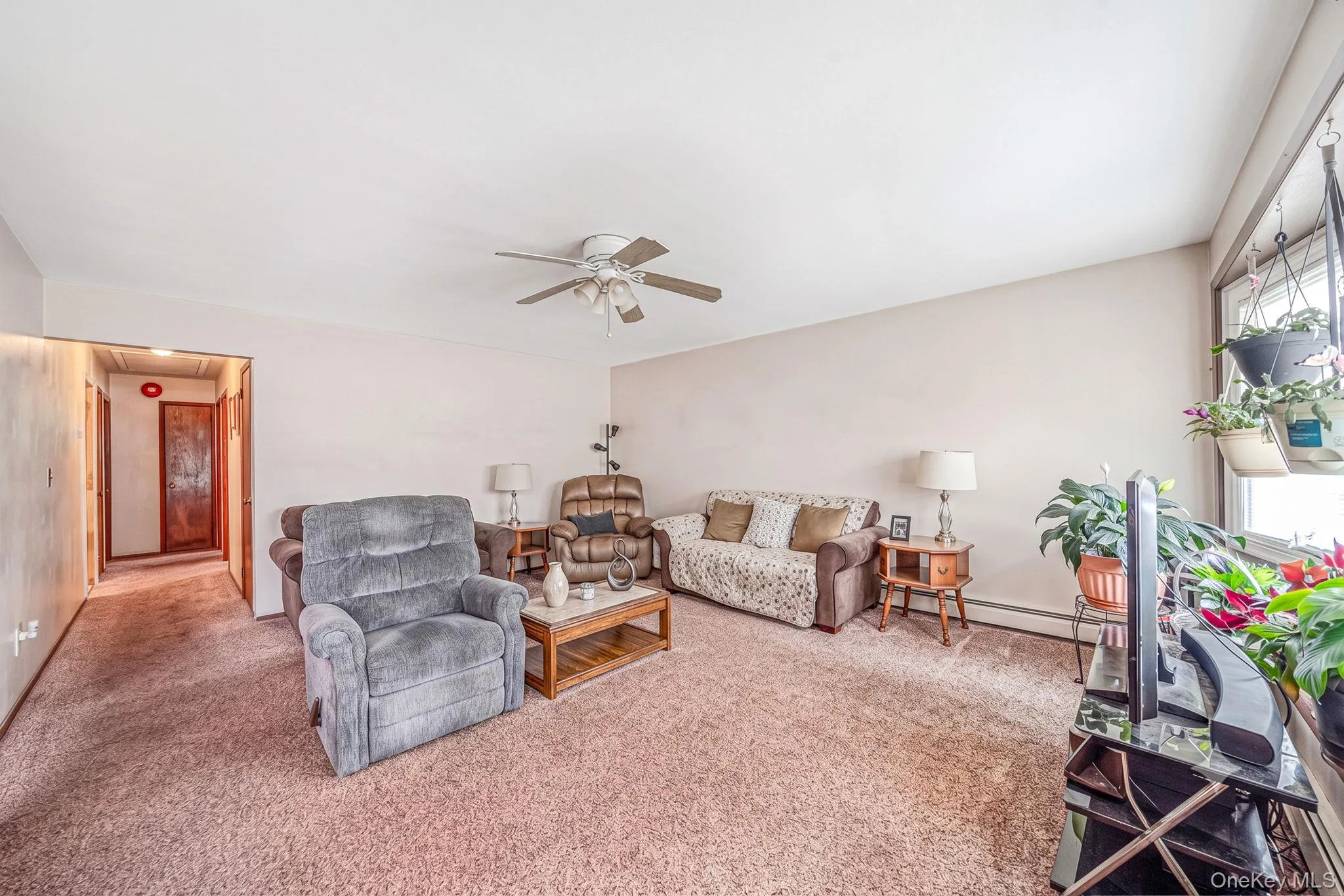 11 Hollywood Avenue, Babylon, NY, 3 Bedrooms Bedrooms, 6 Rooms Rooms,1 BathroomBathrooms,Residential,For Rent,Hollywood,0,1049967 11 Hollywood Avenue, Babylon, NY, 3 Bedrooms Bedrooms, 6 Rooms Rooms,1 BathroomBathrooms,Residential,For Rent,Hollywood,0,1049967