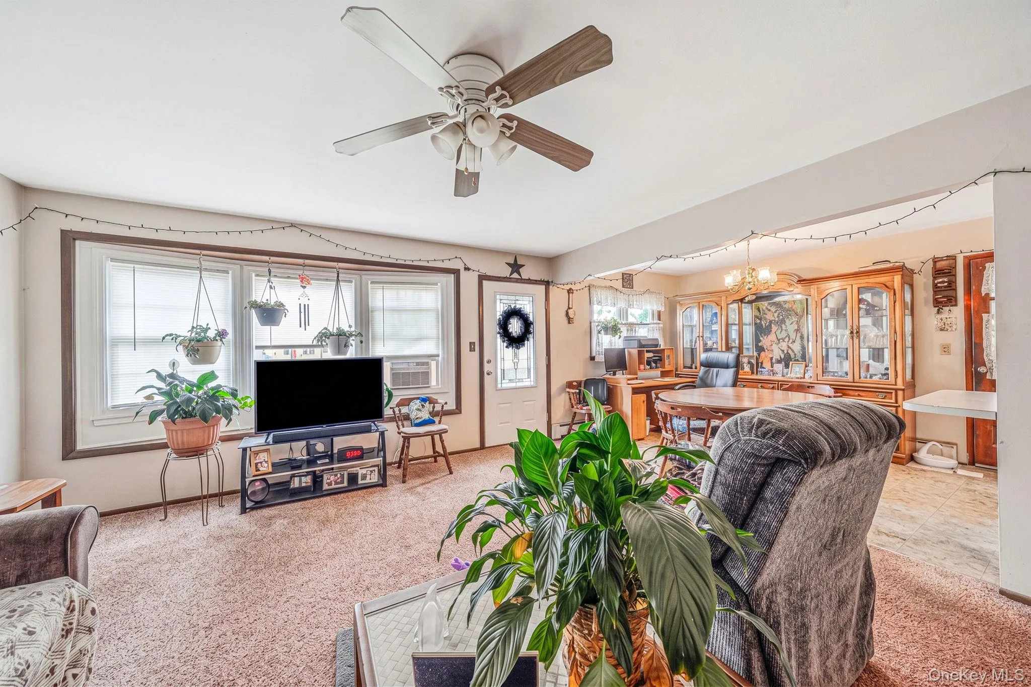 11 Hollywood Avenue, Babylon, NY, 3 Bedrooms Bedrooms, 6 Rooms Rooms,1 BathroomBathrooms,Residential,For Rent,Hollywood,0,1049967 11 Hollywood Avenue, Babylon, NY, 3 Bedrooms Bedrooms, 6 Rooms Rooms,1 BathroomBathrooms,Residential,For Rent,Hollywood,0,1049967