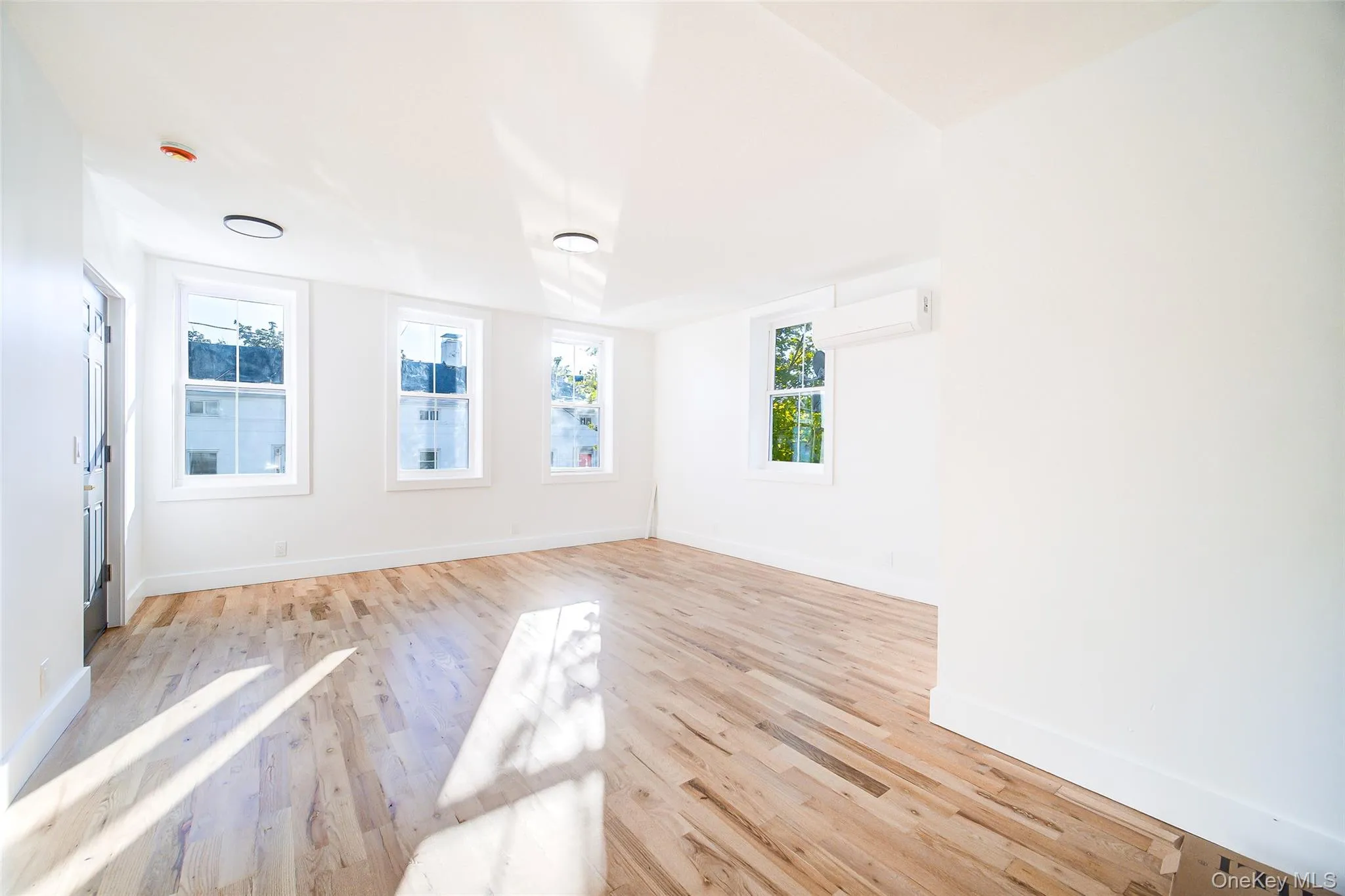 258-260 State Street, Hudson, NY, 1 Room Rooms,1 BathroomBathrooms,Residential Lease,For Rent,State,0,1049973 258-260 State Street, Hudson, NY, 1 Room Rooms,1 BathroomBathrooms,Residential Lease,For Rent,State,0,1049973