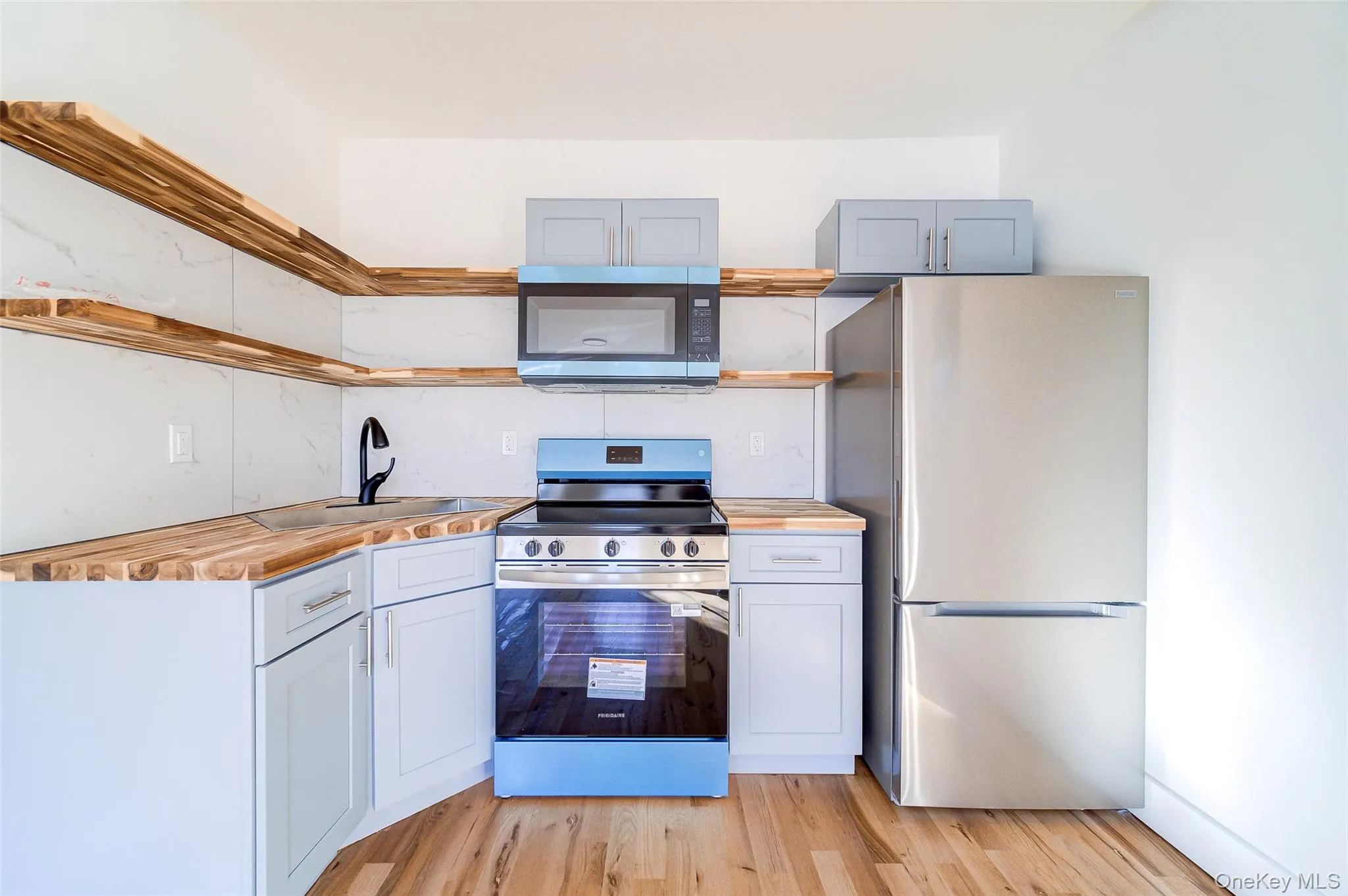 258-260 State Street, Hudson, NY, 1 Room Rooms,1 BathroomBathrooms,Residential Lease,For Rent,State,0,1049973 258-260 State Street, Hudson, NY, 1 Room Rooms,1 BathroomBathrooms,Residential Lease,For Rent,State,0,1049973