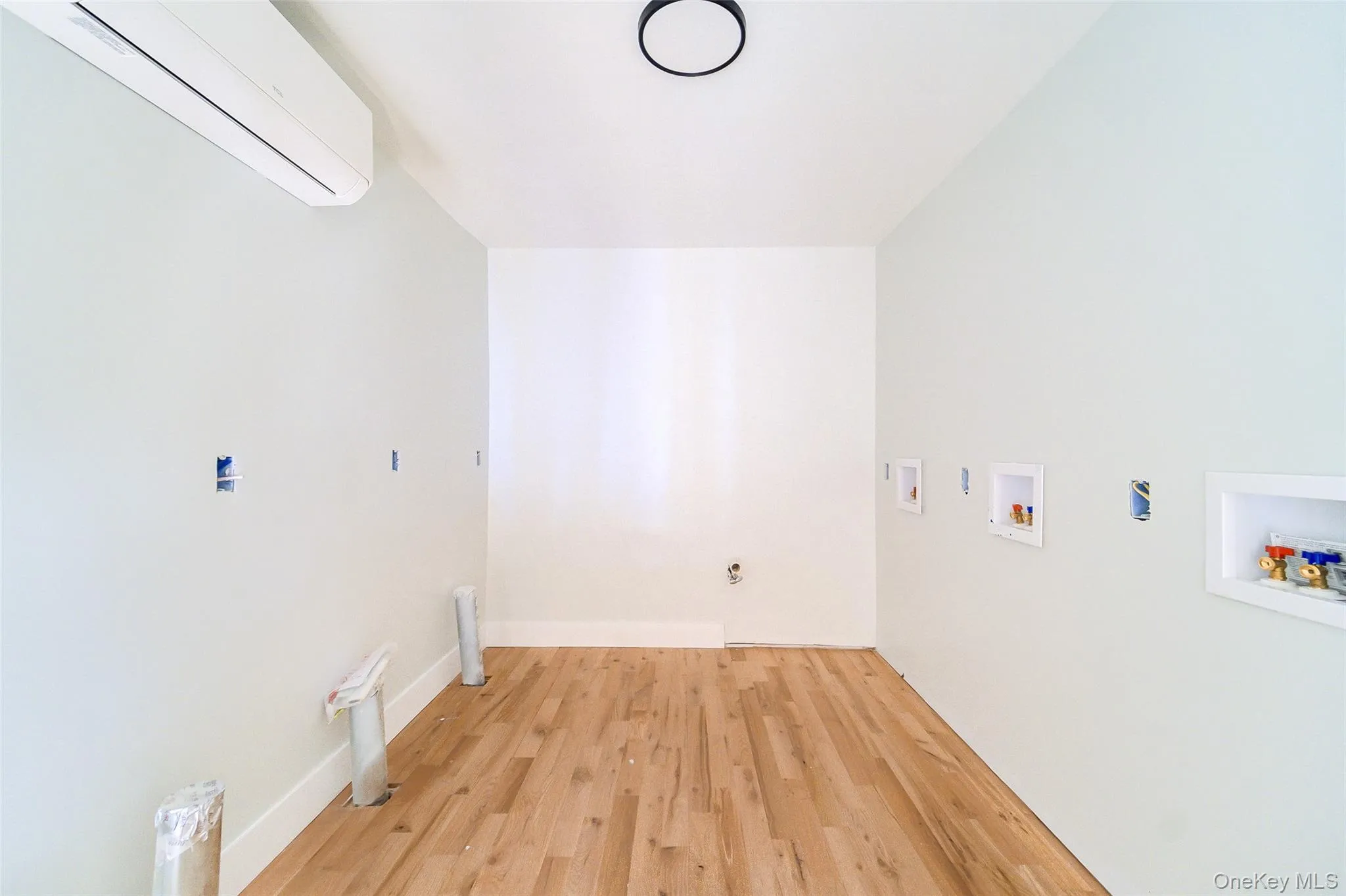 258-260 State Street, Hudson, NY, 1 Room Rooms,1 BathroomBathrooms,Residential Lease,For Rent,State,0,1049973 258-260 State Street, Hudson, NY, 1 Room Rooms,1 BathroomBathrooms,Residential Lease,For Rent,State,0,1049973