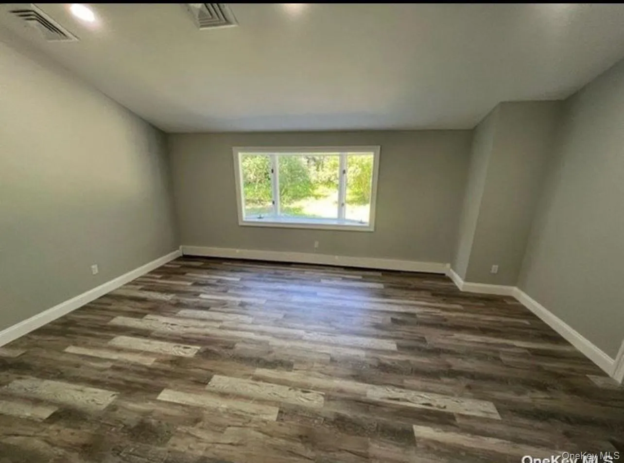 18 William Street, Brookhaven, NY, 4 Bedrooms Bedrooms, 6 Rooms Rooms,2 BathroomsBathrooms,Residential,For Rent,William,0,1049978 18 William Street, Brookhaven, NY, 4 Bedrooms Bedrooms, 6 Rooms Rooms,2 BathroomsBathrooms,Residential,For Rent,William,0,1049978