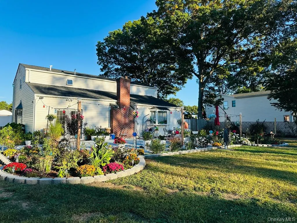 18 William Street, Brookhaven, NY, 4 Bedrooms Bedrooms, 6 Rooms Rooms,2 BathroomsBathrooms,Residential,For Rent,William,0,1049978 18 William Street, Brookhaven, NY, 4 Bedrooms Bedrooms, 6 Rooms Rooms,2 BathroomsBathrooms,Residential,For Rent,William,0,1049978