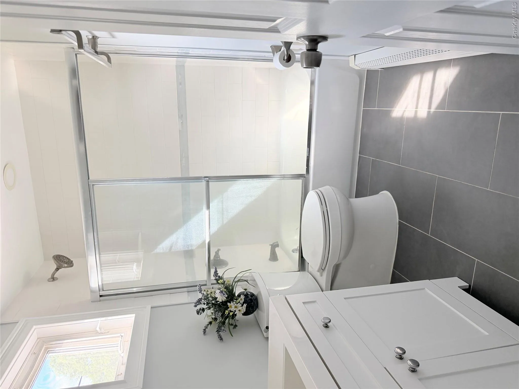 18 William Street, Brookhaven, NY, 4 Bedrooms Bedrooms, 6 Rooms Rooms,2 BathroomsBathrooms,Residential,For Rent,William,0,1049978 18 William Street, Brookhaven, NY, 4 Bedrooms Bedrooms, 6 Rooms Rooms,2 BathroomsBathrooms,Residential,For Rent,William,0,1049978