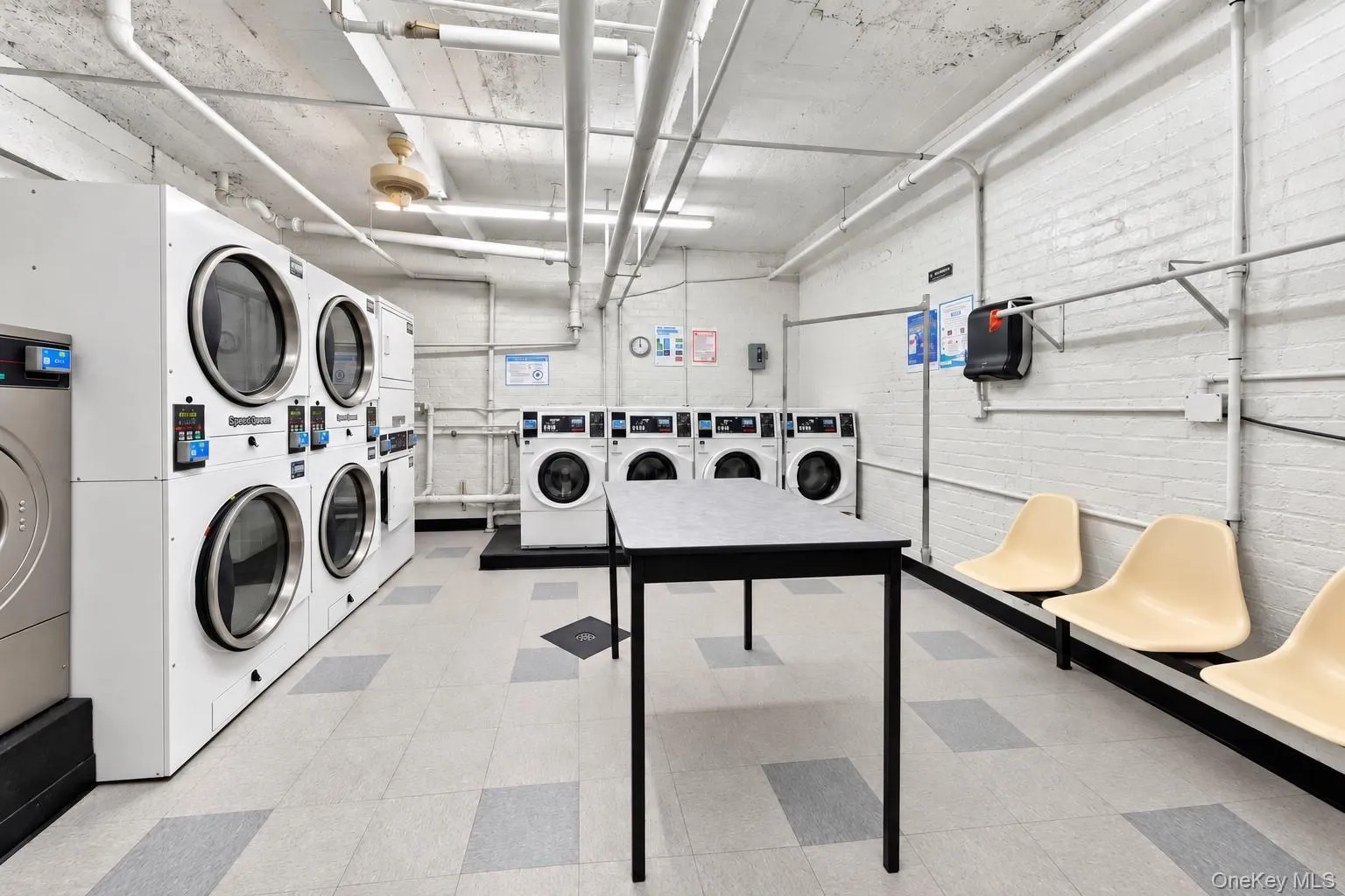 Common Laundry + Bicycle Rooms both located on the Entrance Floor Common Laundry + Bicycle Rooms both located on the Entrance Floor