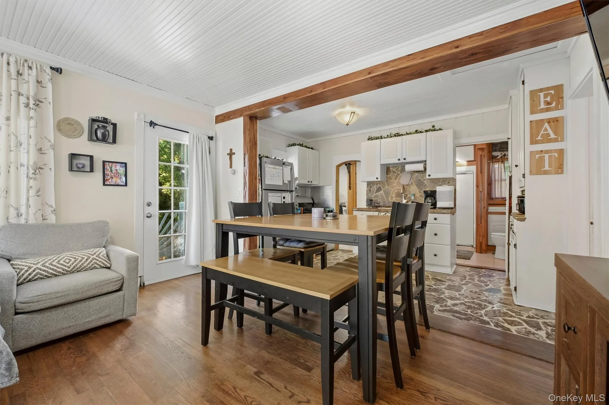 8 Huntington Road, Carmel, NY, 2 Bedrooms Bedrooms, 5 Rooms Rooms,1 BathroomBathrooms,Residential,For Rent,Huntington,0,1049992 8 Huntington Road, Carmel, NY, 2 Bedrooms Bedrooms, 5 Rooms Rooms,1 BathroomBathrooms,Residential,For Rent,Huntington,0,1049992