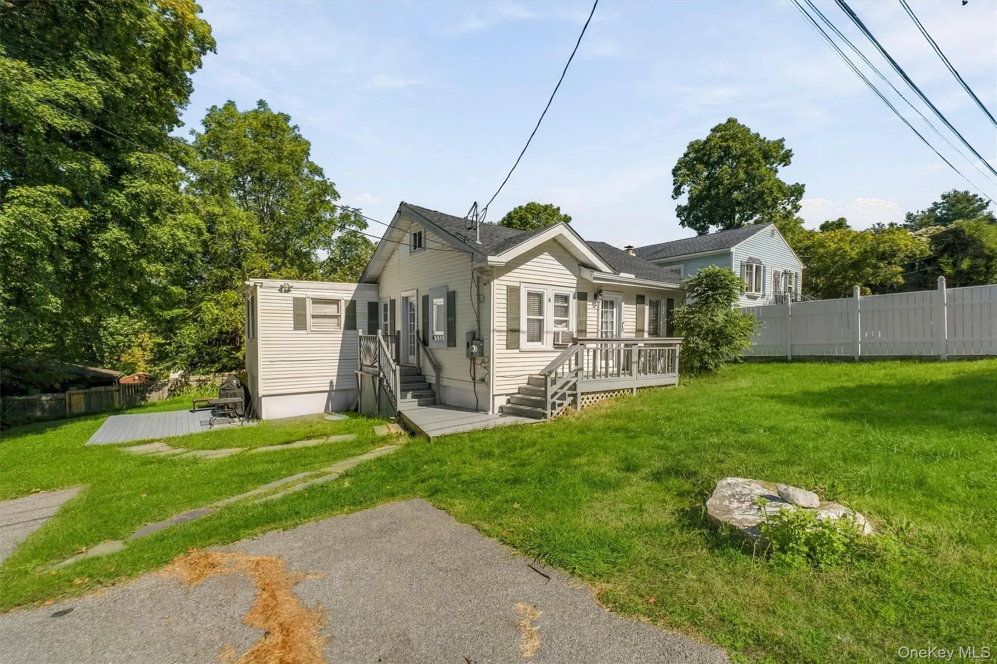 8 Huntington Road, Carmel, NY, 2 Bedrooms Bedrooms, 5 Rooms Rooms,1 BathroomBathrooms,Residential,For Rent,Huntington,0,1049992 8 Huntington Road, Carmel, NY, 2 Bedrooms Bedrooms, 5 Rooms Rooms,1 BathroomBathrooms,Residential,For Rent,Huntington,0,1049992