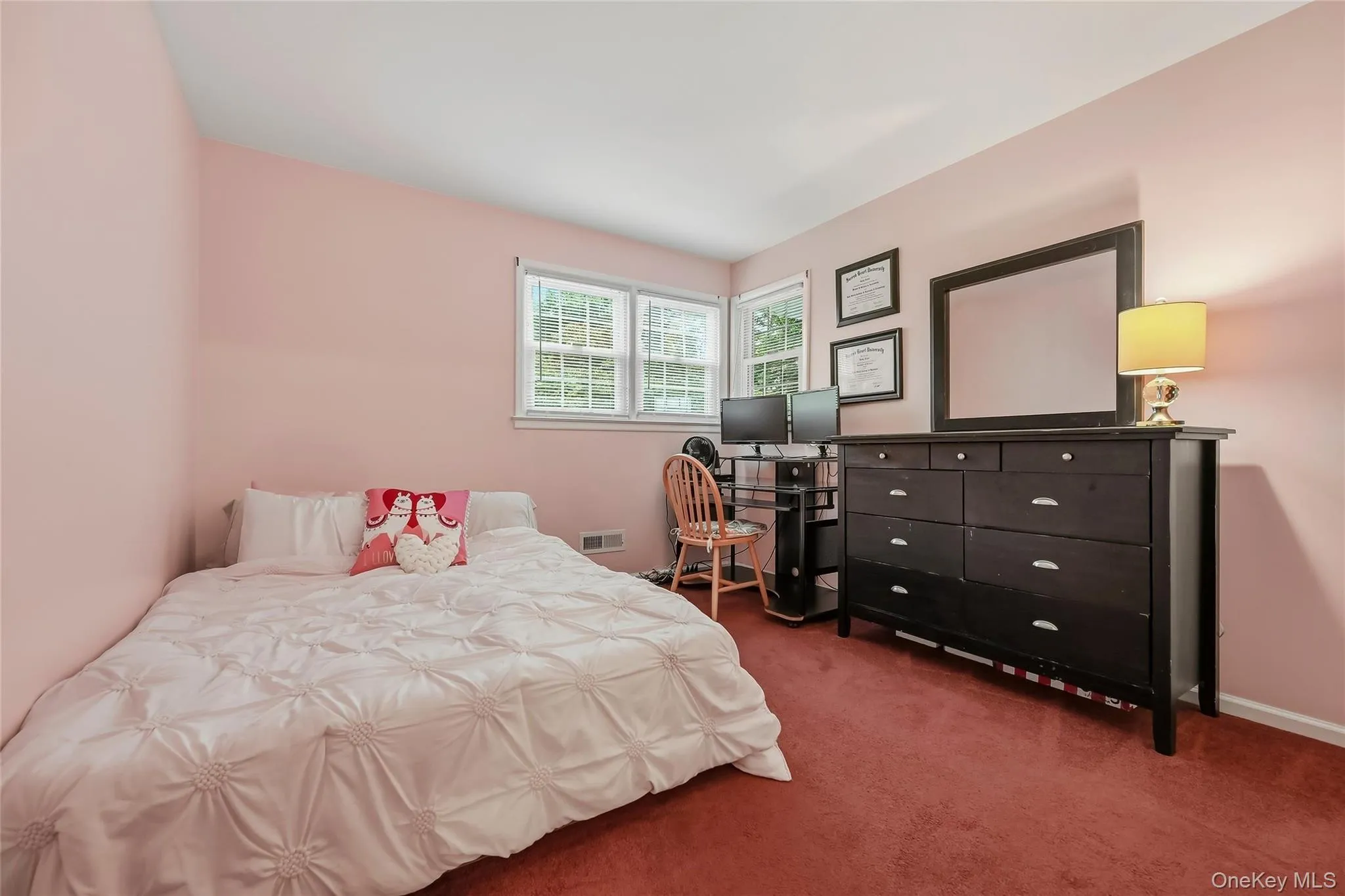 4 Pheasant Drive, Clarkstown, NY, 3 Bedrooms Bedrooms, 11 Rooms Rooms,2 BathroomsBathrooms,Residential,For Rent,Pheasant,0,1049993 4 Pheasant Drive, Clarkstown, NY, 3 Bedrooms Bedrooms, 11 Rooms Rooms,2 BathroomsBathrooms,Residential,For Rent,Pheasant,0,1049993
