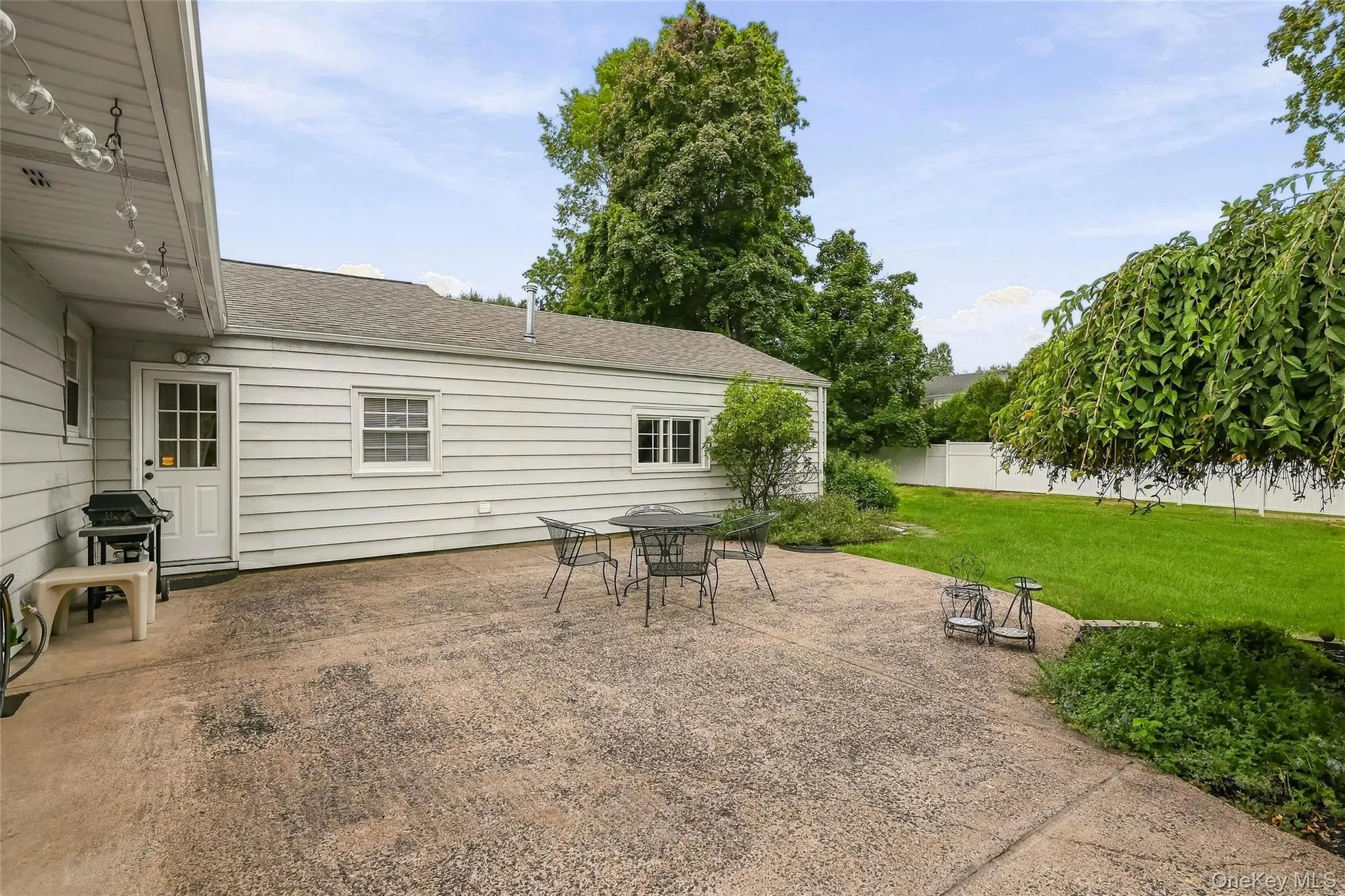 4 Pheasant Drive, Clarkstown, NY, 3 Bedrooms Bedrooms, 11 Rooms Rooms,2 BathroomsBathrooms,Residential,For Rent,Pheasant,0,1049993 4 Pheasant Drive, Clarkstown, NY, 3 Bedrooms Bedrooms, 11 Rooms Rooms,2 BathroomsBathrooms,Residential,For Rent,Pheasant,0,1049993