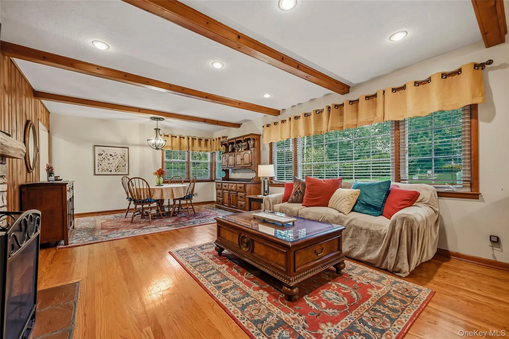 4 Pheasant Drive, Clarkstown, NY, 3 Bedrooms Bedrooms, 11 Rooms Rooms,2 BathroomsBathrooms,Residential,For Rent,Pheasant,0,1049993 4 Pheasant Drive, Clarkstown, NY, 3 Bedrooms Bedrooms, 11 Rooms Rooms,2 BathroomsBathrooms,Residential,For Rent,Pheasant,0,1049993