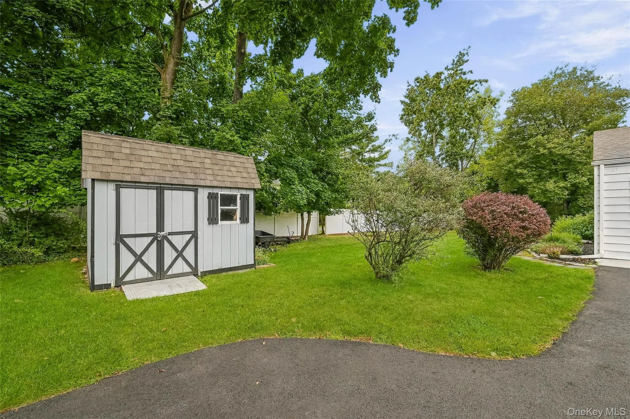 4 Pheasant Drive, Clarkstown, NY, 3 Bedrooms Bedrooms, 11 Rooms Rooms,2 BathroomsBathrooms,Residential,For Rent,Pheasant,0,1049993 4 Pheasant Drive, Clarkstown, NY, 3 Bedrooms Bedrooms, 11 Rooms Rooms,2 BathroomsBathrooms,Residential,For Rent,Pheasant,0,1049993