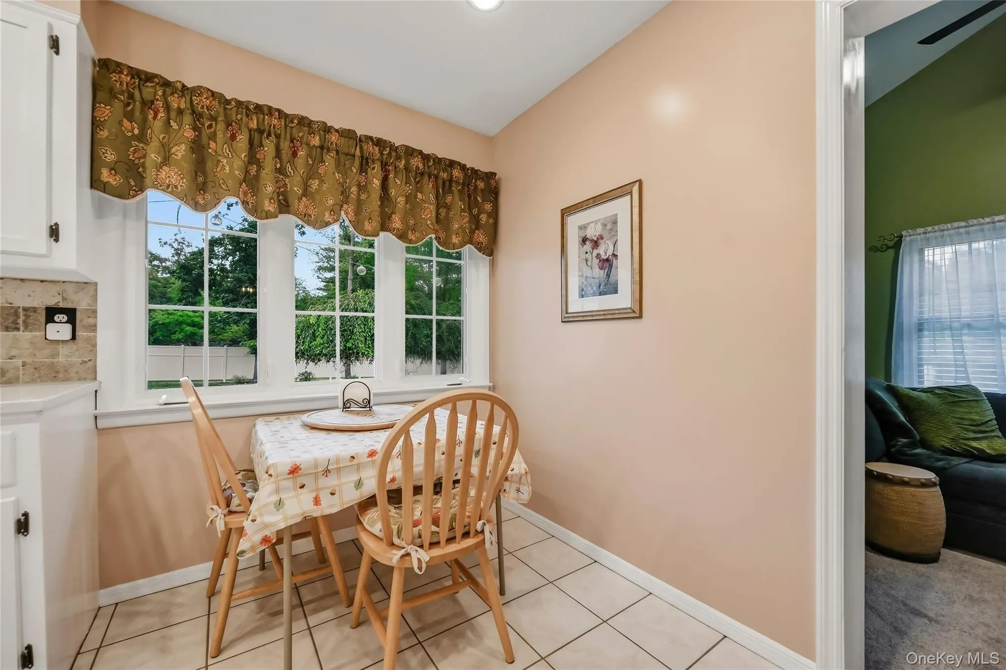 4 Pheasant Drive, Clarkstown, NY, 3 Bedrooms Bedrooms, 11 Rooms Rooms,2 BathroomsBathrooms,Residential,For Rent,Pheasant,0,1049993 4 Pheasant Drive, Clarkstown, NY, 3 Bedrooms Bedrooms, 11 Rooms Rooms,2 BathroomsBathrooms,Residential,For Rent,Pheasant,0,1049993